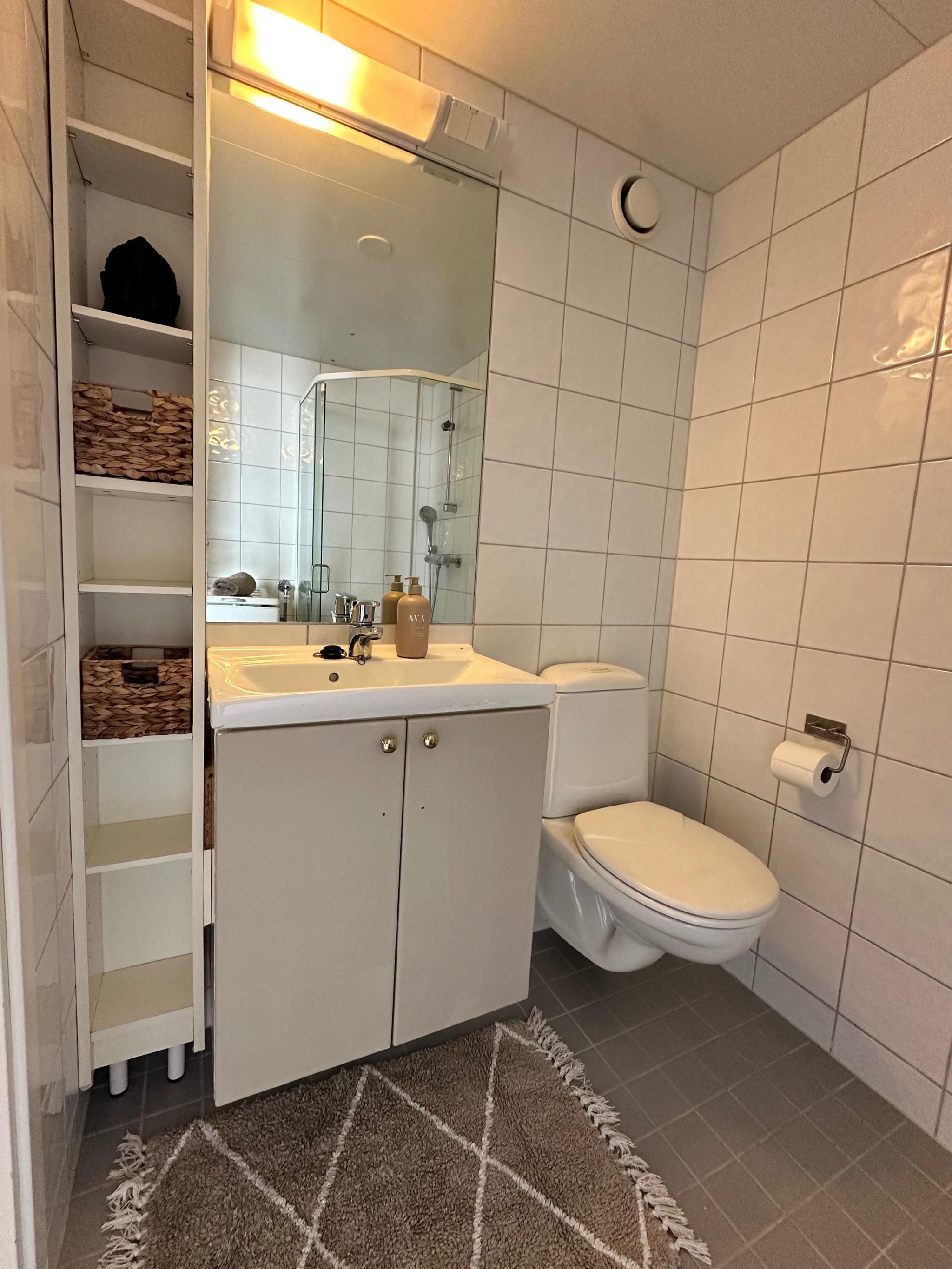 Praktisk oppbevaring på badet 