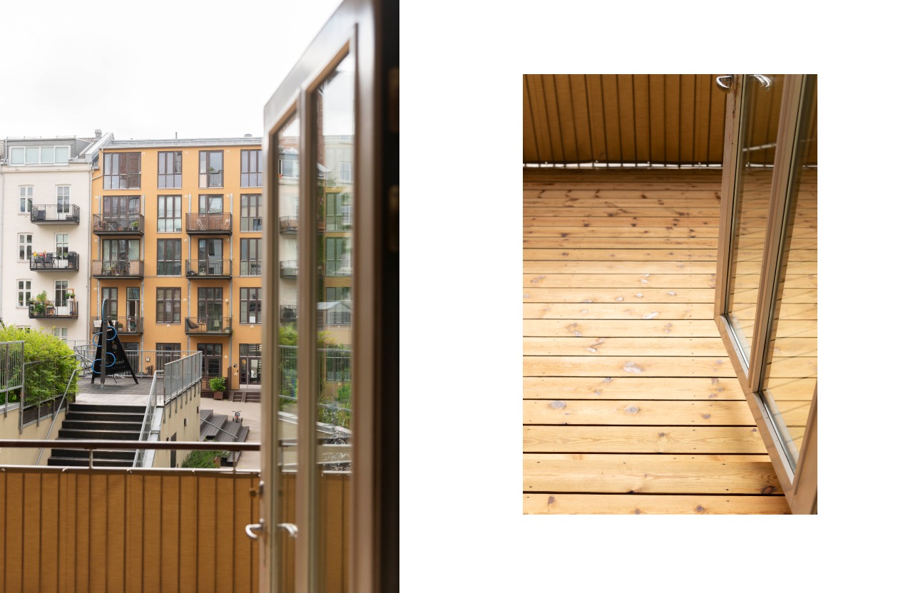 Romslig balkong med nyslipt tregulv byr på morgen- og formiddagsol