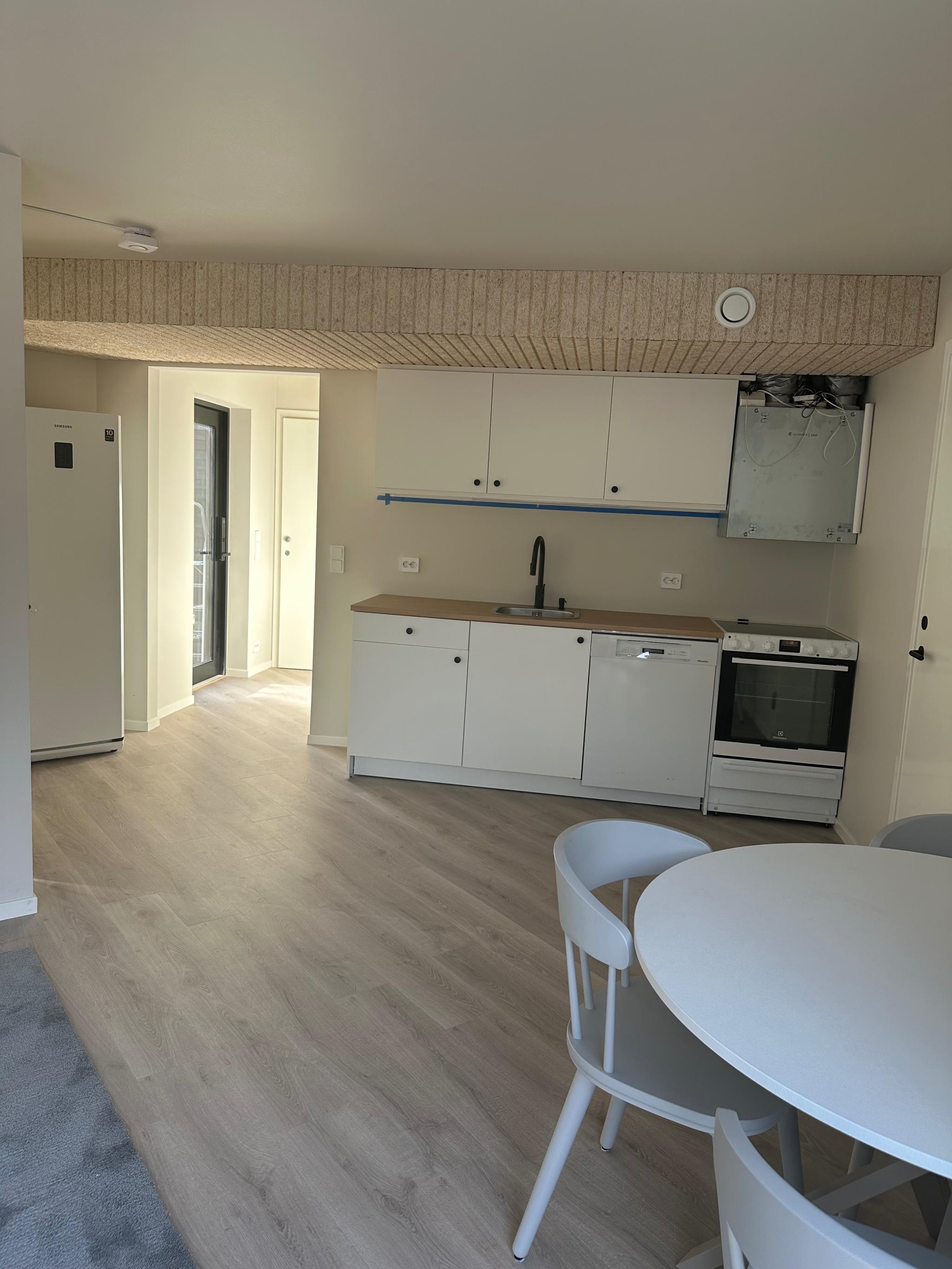 Åpen stue/kjøkkenløsning