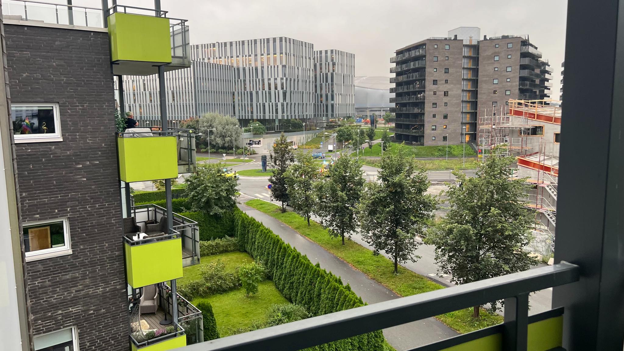 Stue , Balkong utsikt (Sør)