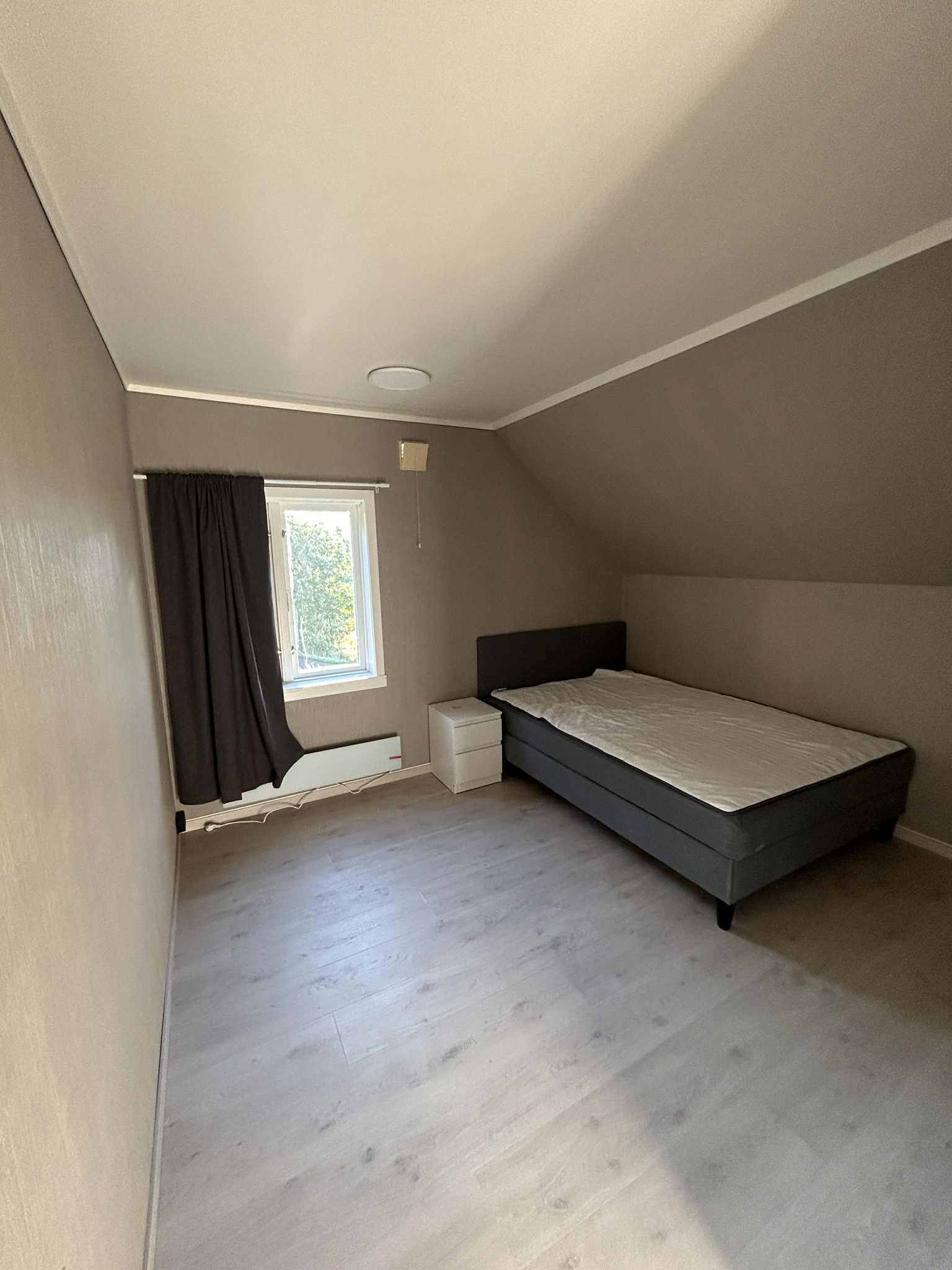 Soverom 5 (2. etasje)