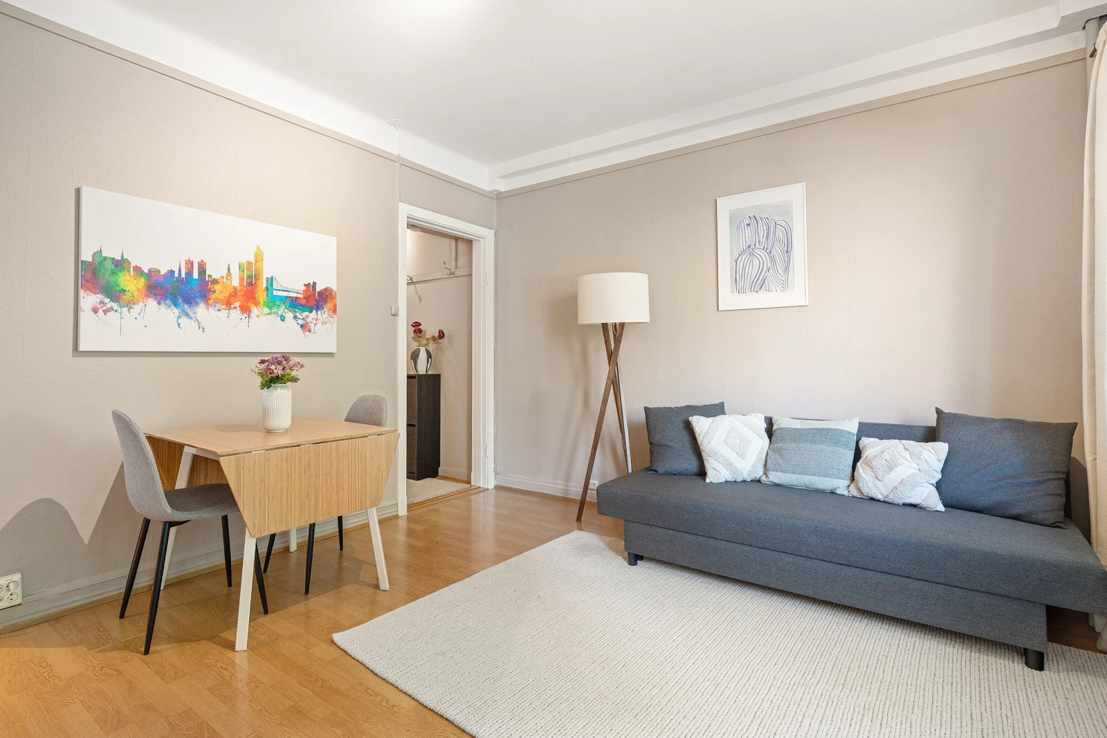 møbler på bildet er ikke inkludert