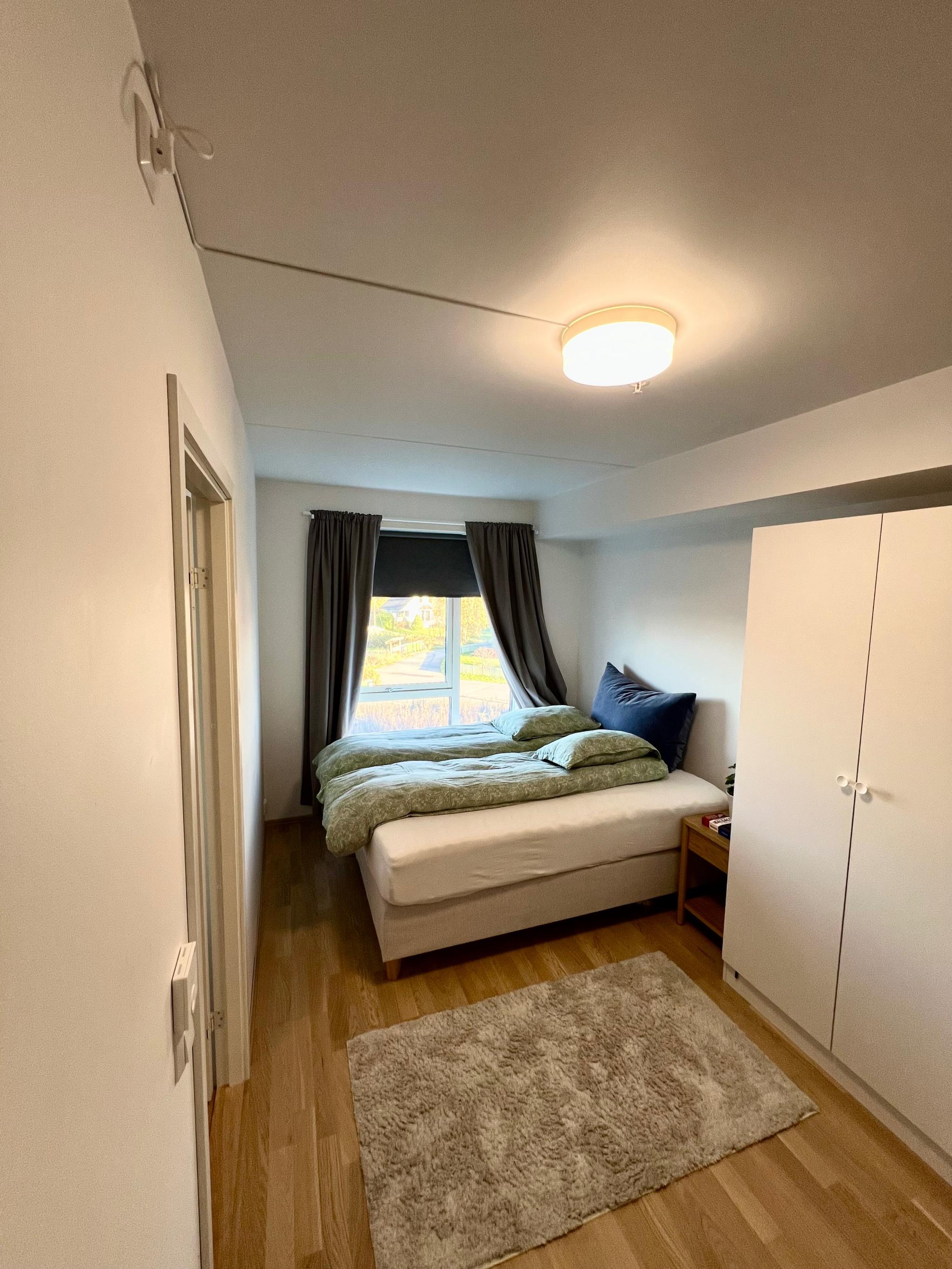 Stort vindu gir mye lys 