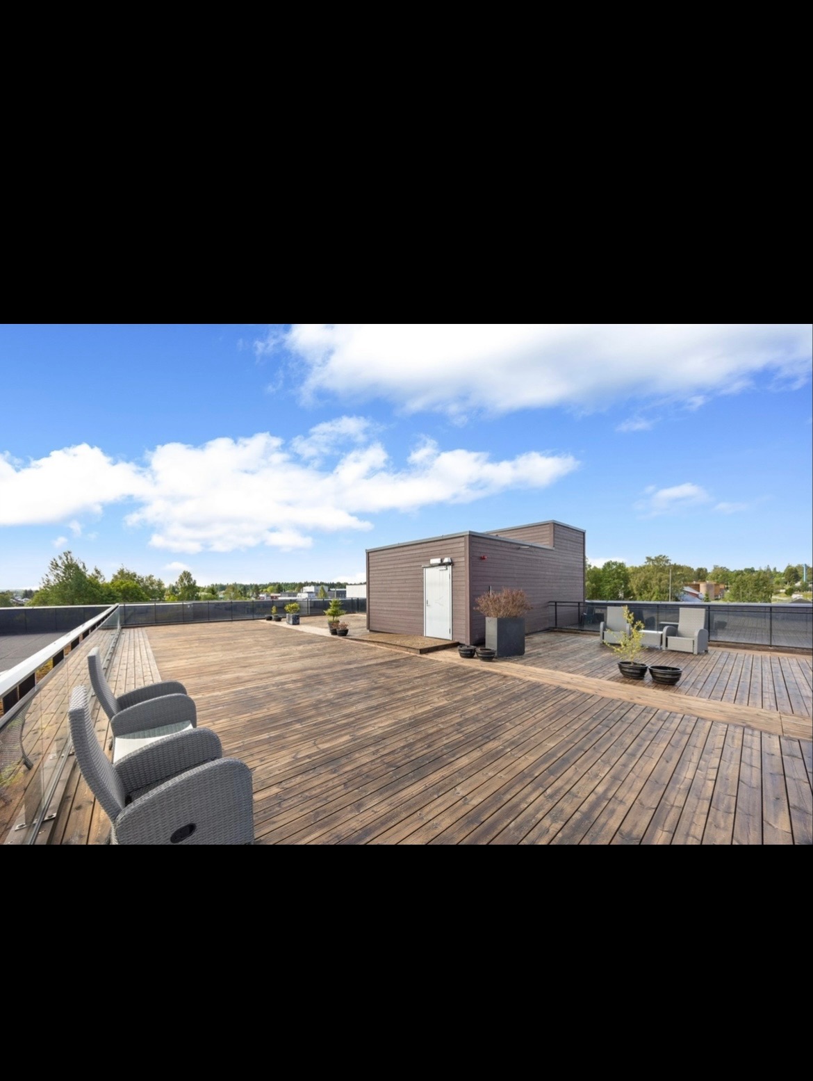 Takterasse med fantastiske solforhold og 360 grader utsikt