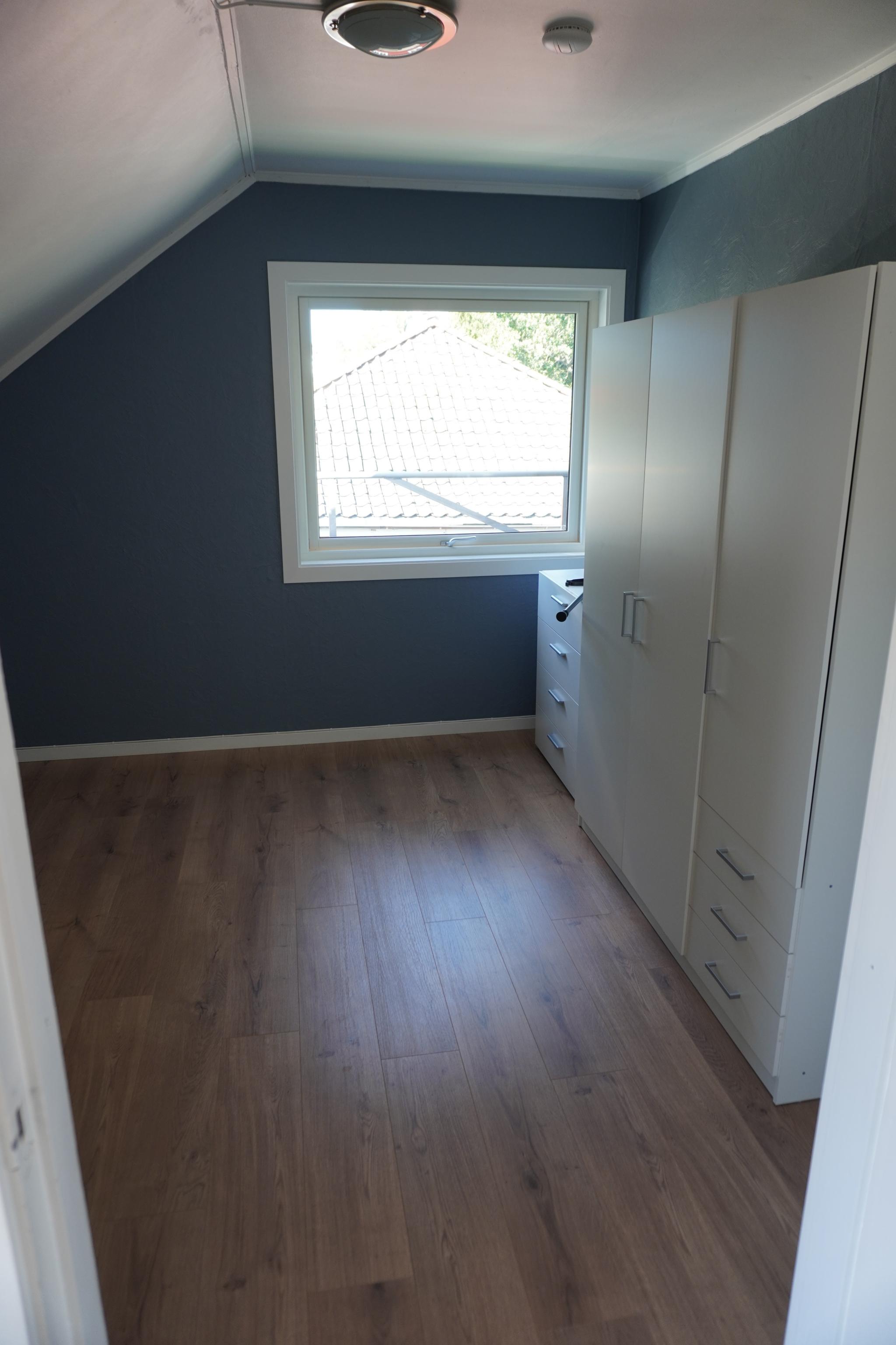 Soverom (lydisolert vindu)