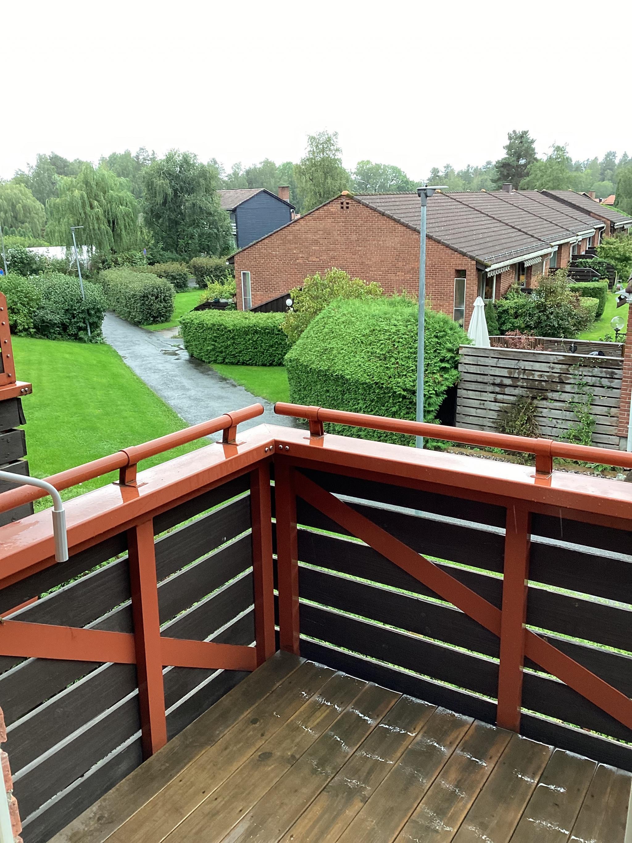 Nydelig utsikt fra sørvestvendt balkong på 7 kvm