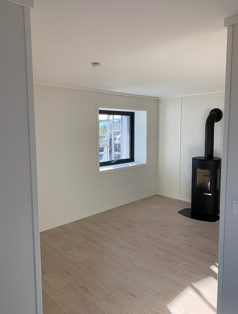 Spisestue delen med ny vedovn i 2023