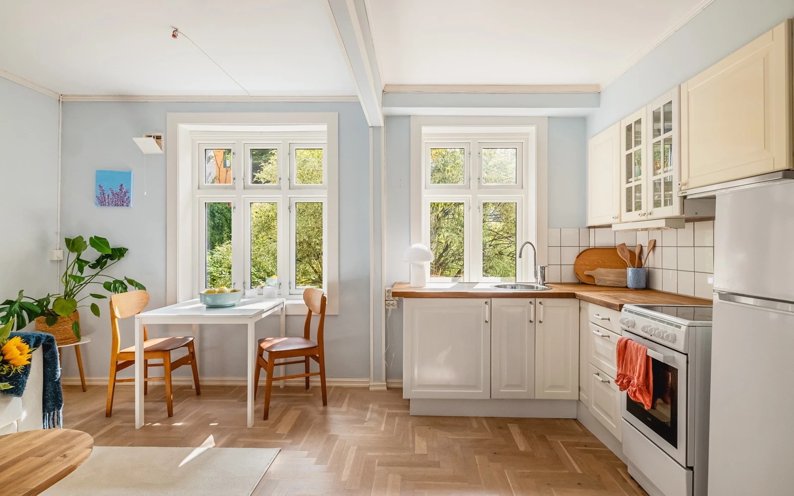 - Lys og sjarmerende 2-roms med mye sjarm - midt i Bergen sentrum -