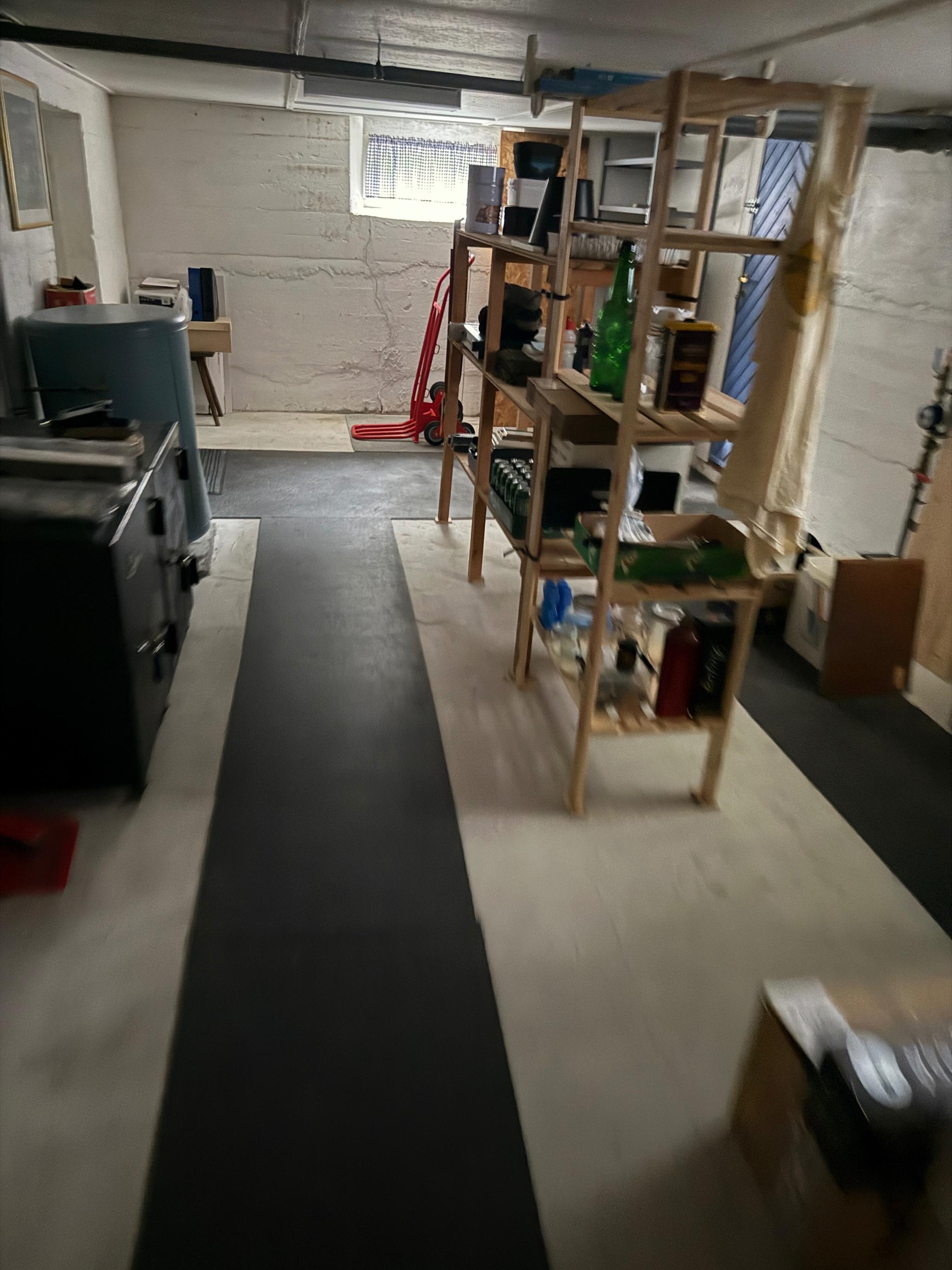 lagringsplass i kjeller