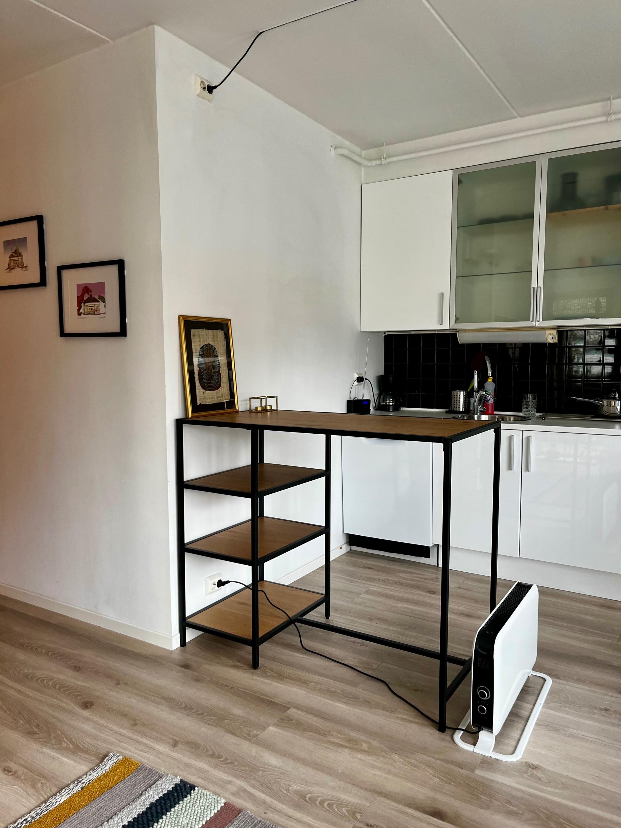 Kjøkken med «øy»