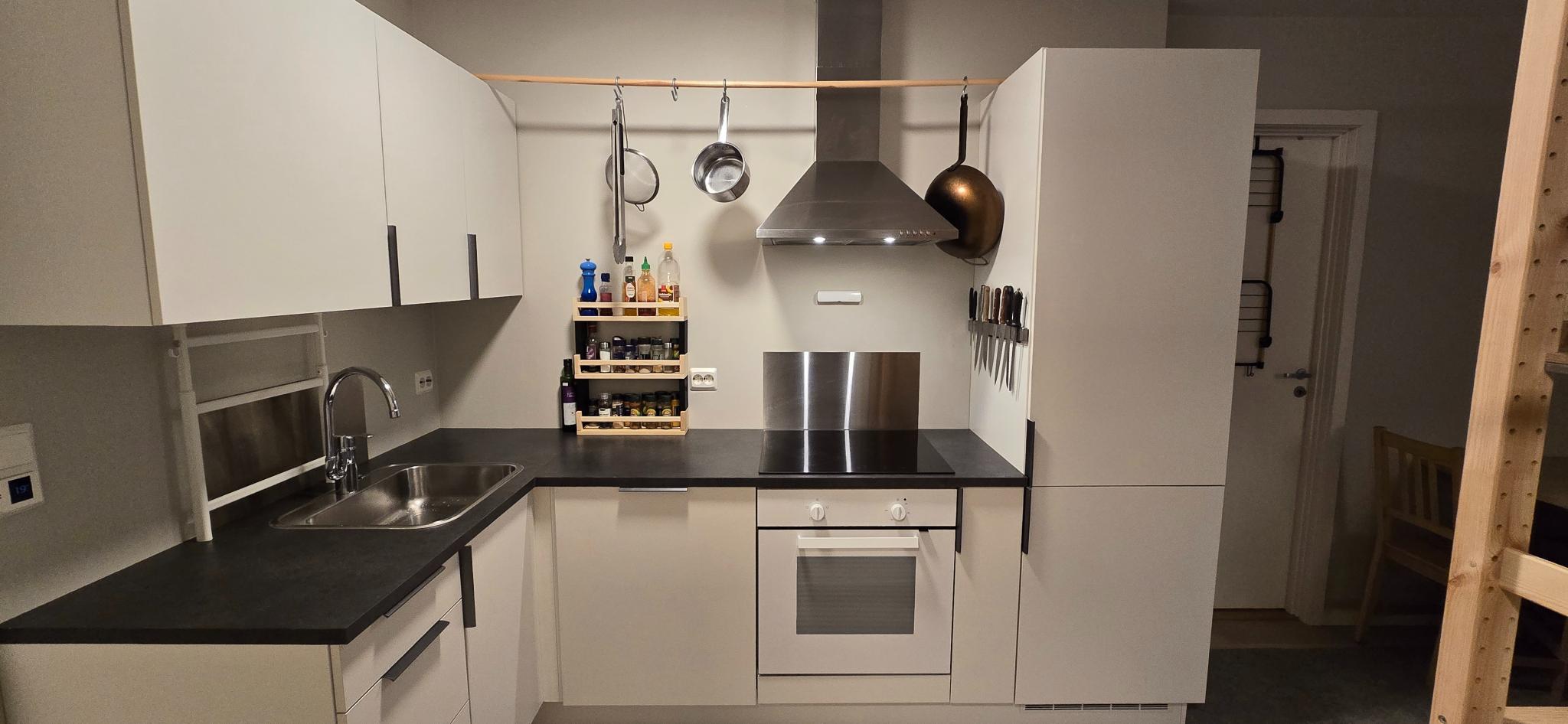 Kjøkken. Hvitevarer inkludert.