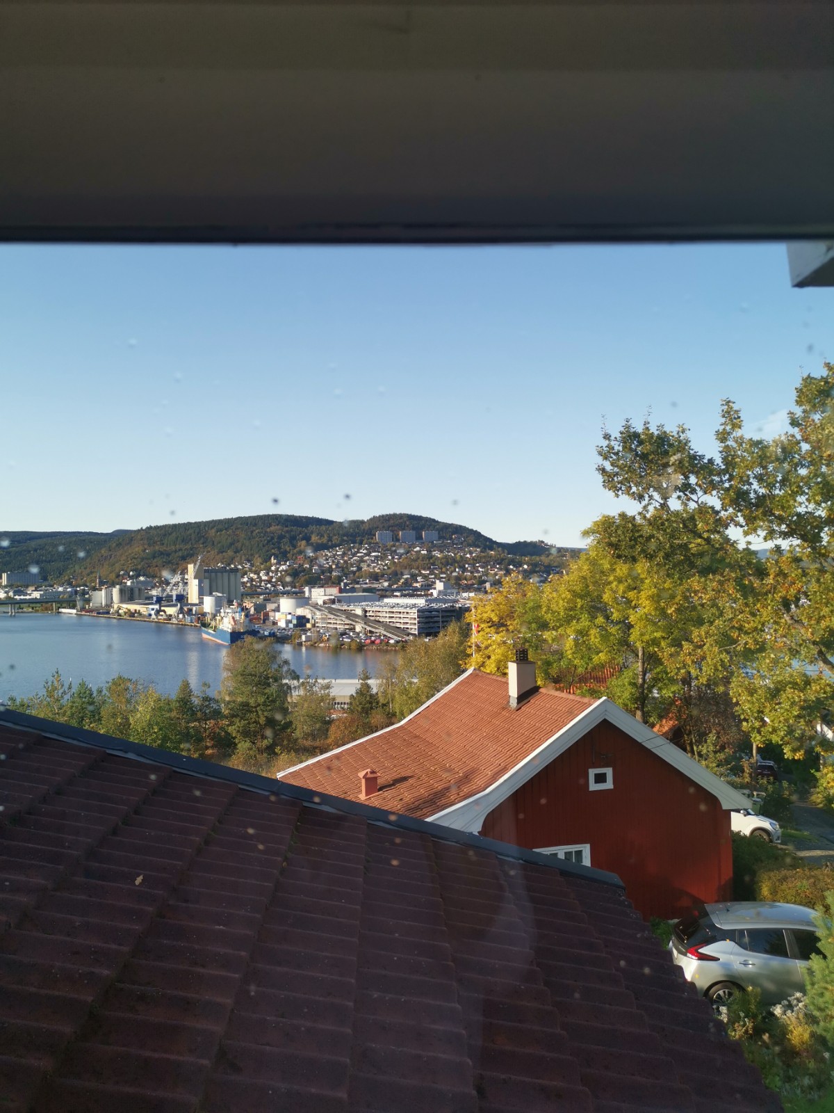 Også utsikt fra kjøkkenet.