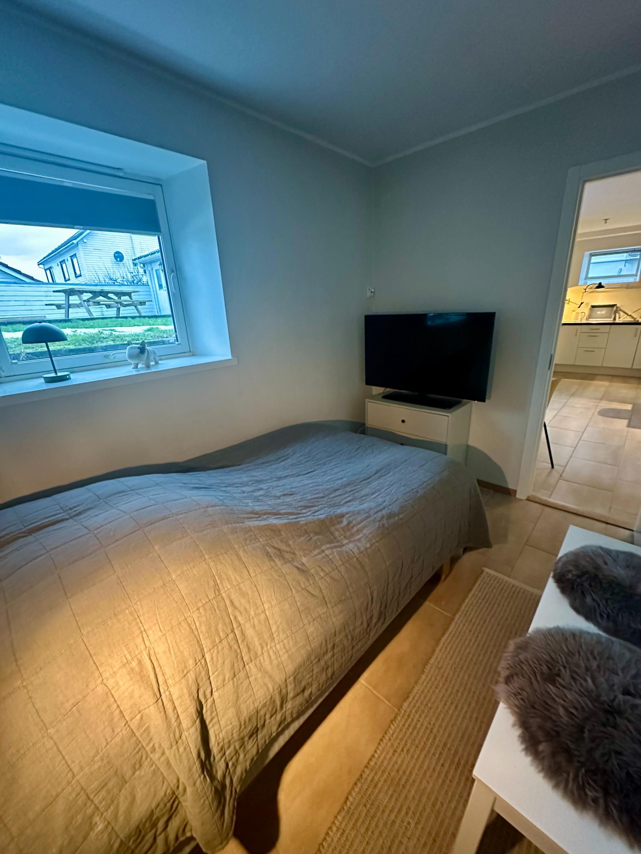 Her er bildet tatt fra innsiden av det ene soverommet.