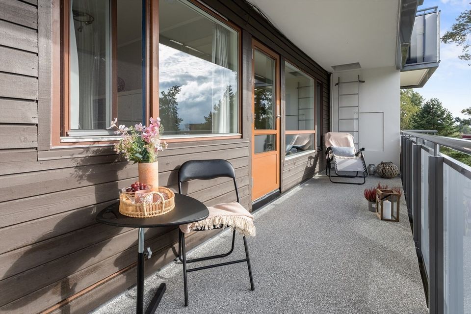 Balkong illustrasjon (Møbler ikke inkludert)