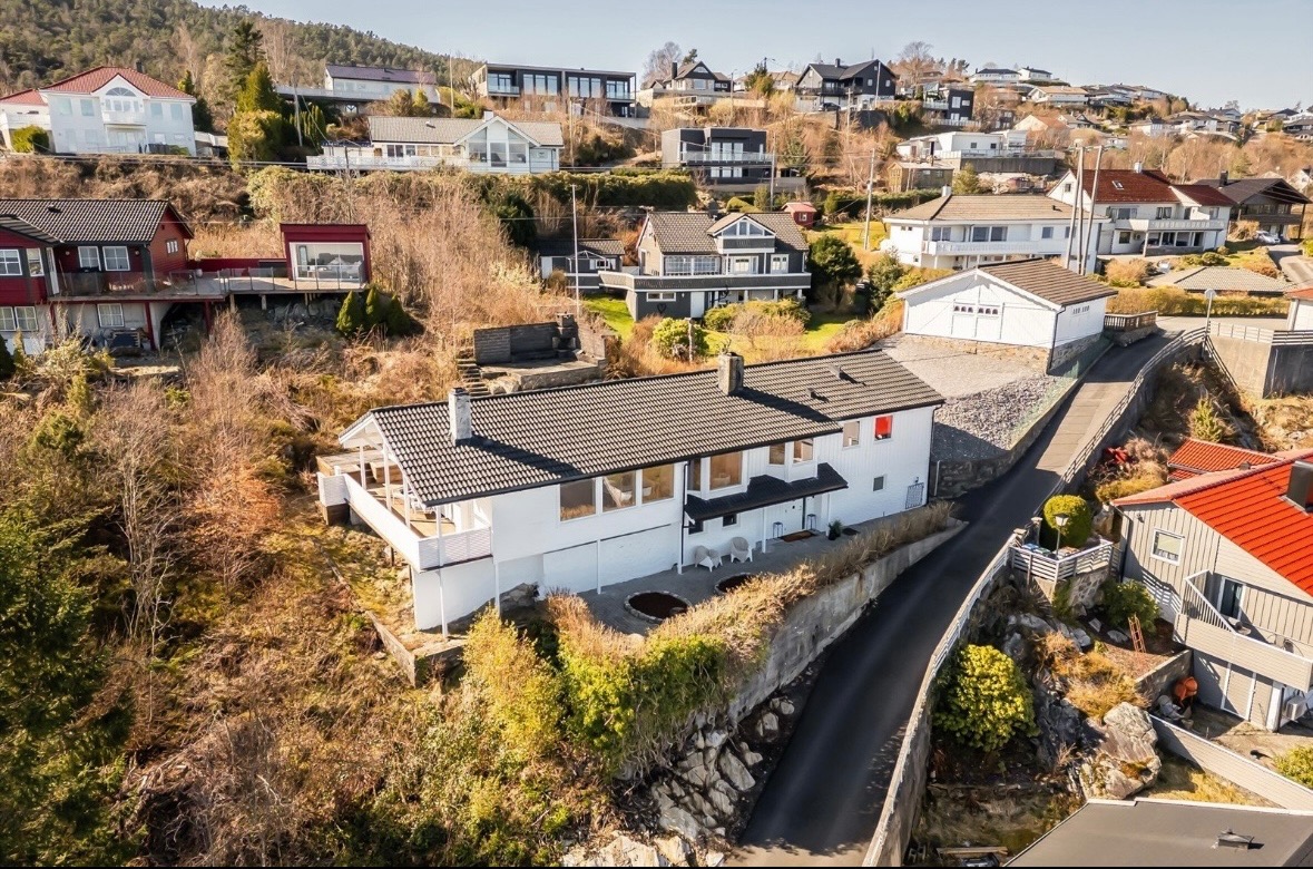 Boligen er fra 1971, men renovert i 2022/2023