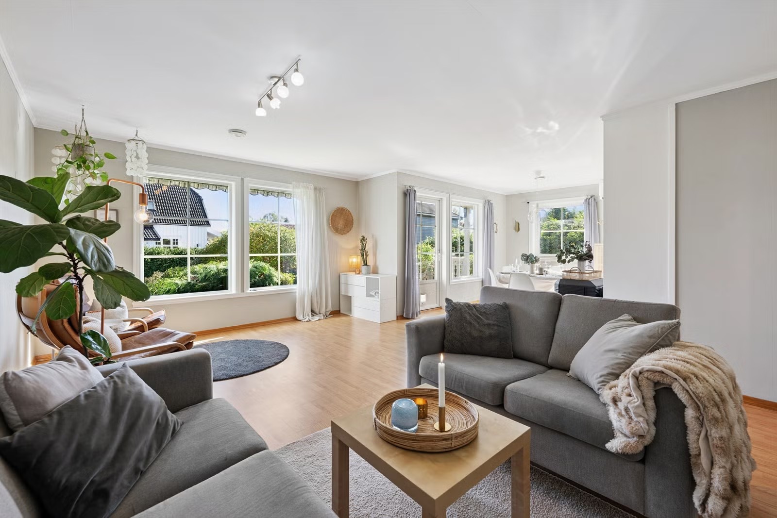 Stue (andre møbler vil medfølge i leie)