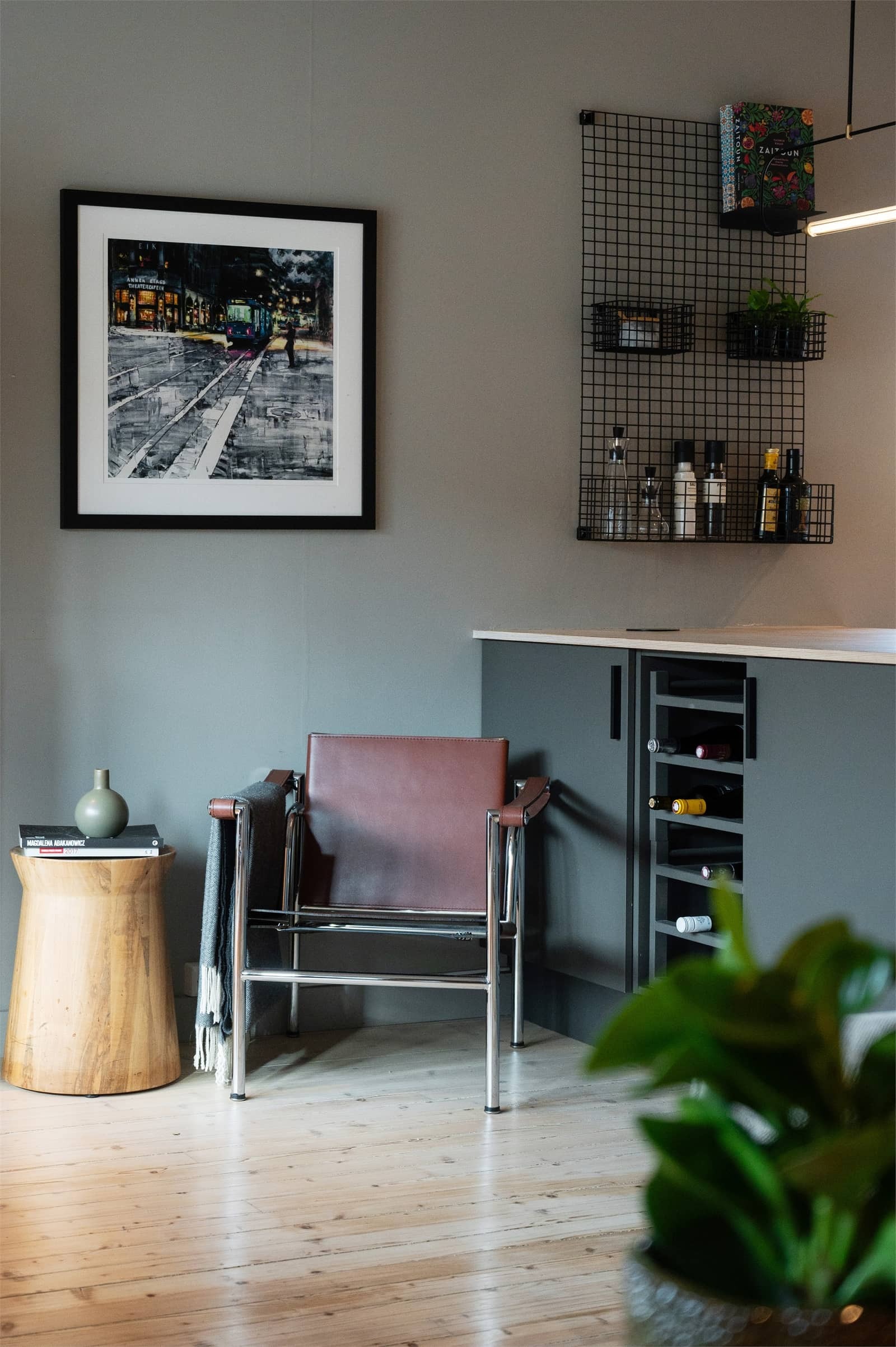 Varmtvann, fyring og internett/TV er inkludert.