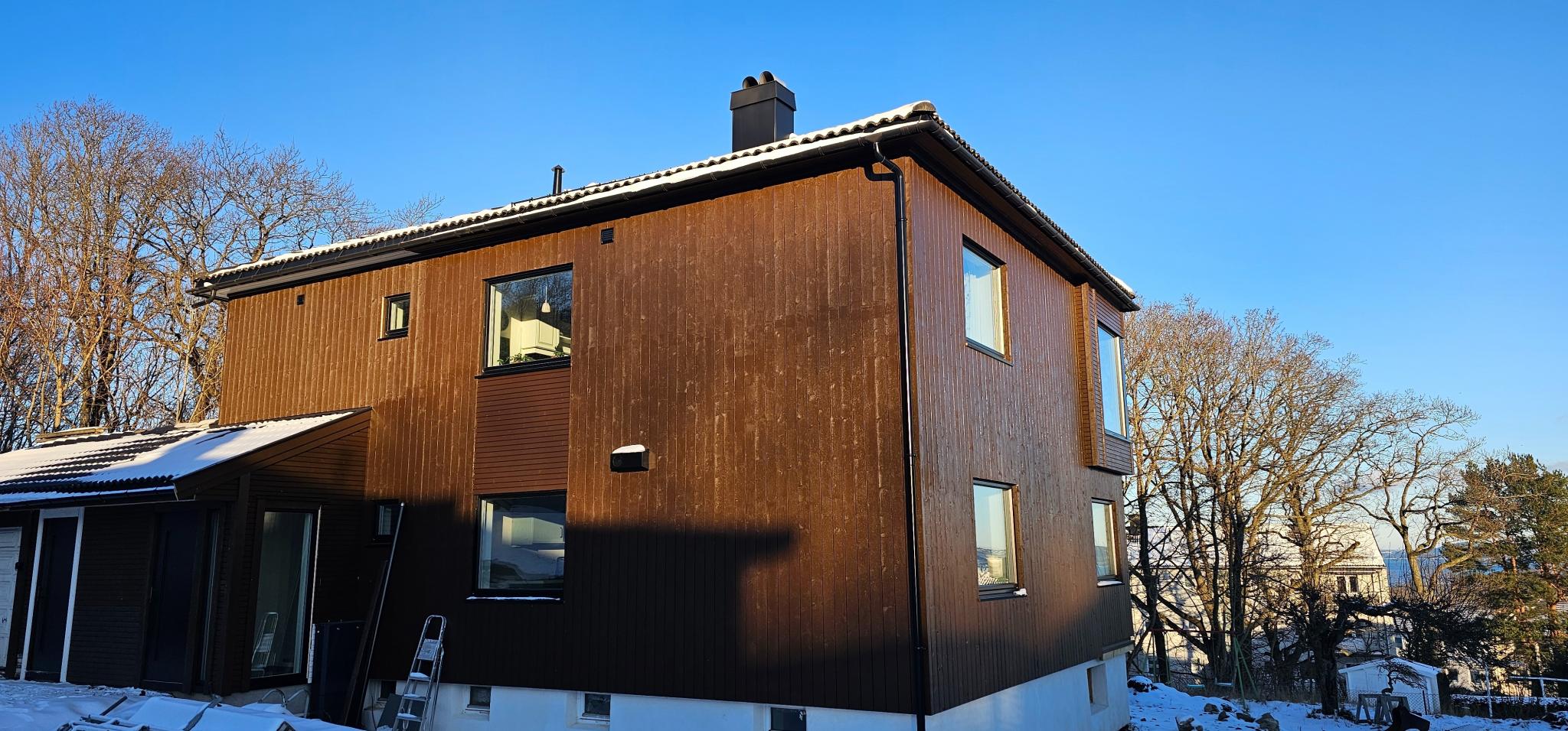 Seljestien 5 i ny kledning