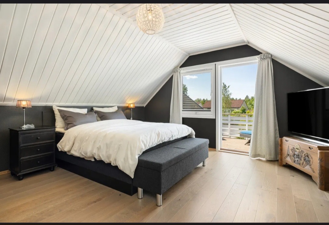 Hovedsoverom med balkong