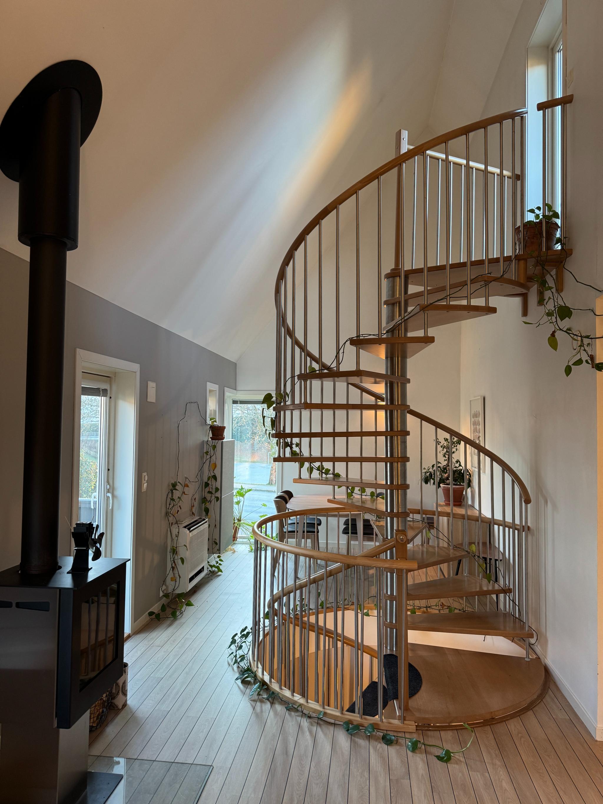 Vindeltrapp til takterrasse  