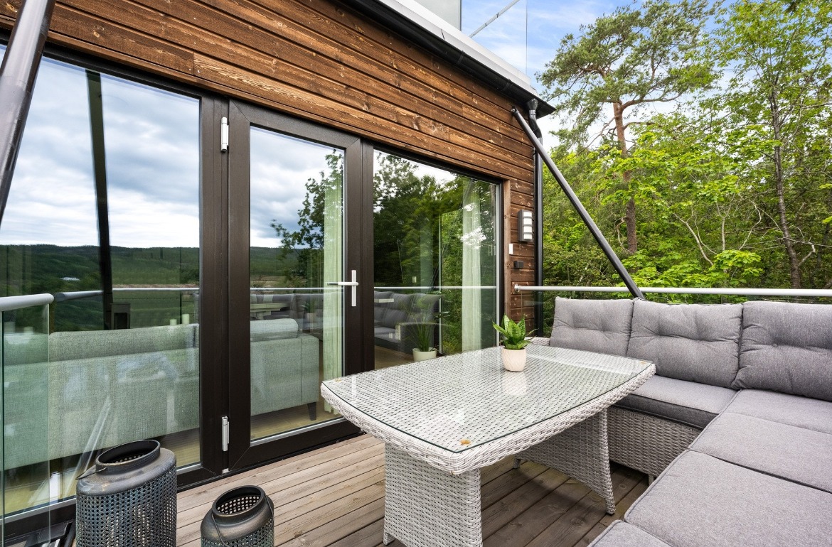 Balkong med panoramavinduer