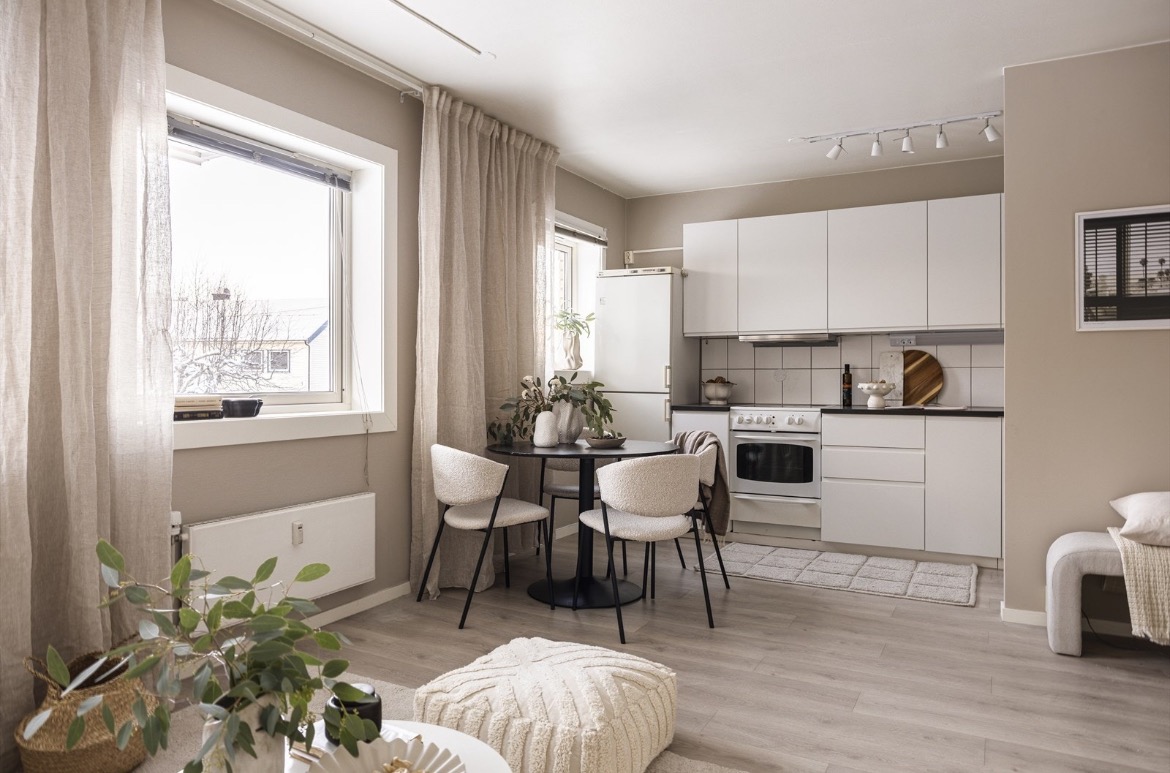 Kjøkken
NB: bilde fra finn.no(kan avvike fra dagens møblering)