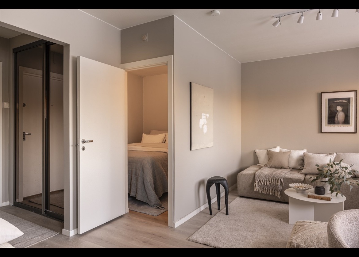 Soverommet/ Sovealkoven
NB: bilde fra finn.no(kan avvike fra dagens møblering)