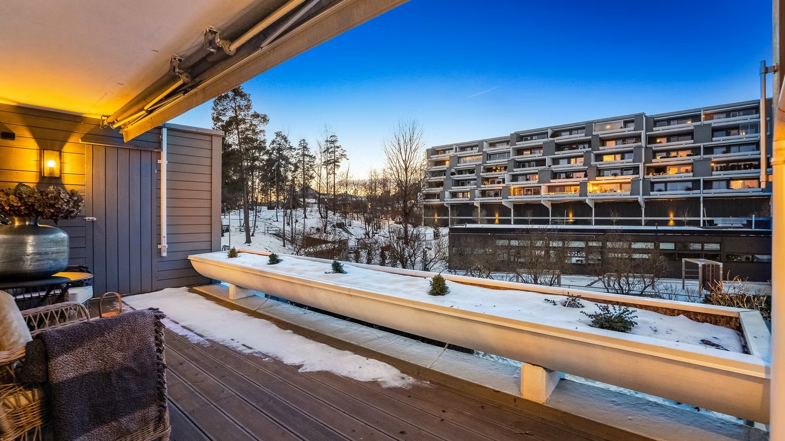 Terrasse med utgang fra soverom 2 / TV stue