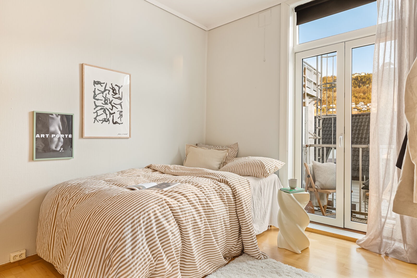 Soverom 1. Møblert med seng 120 cm