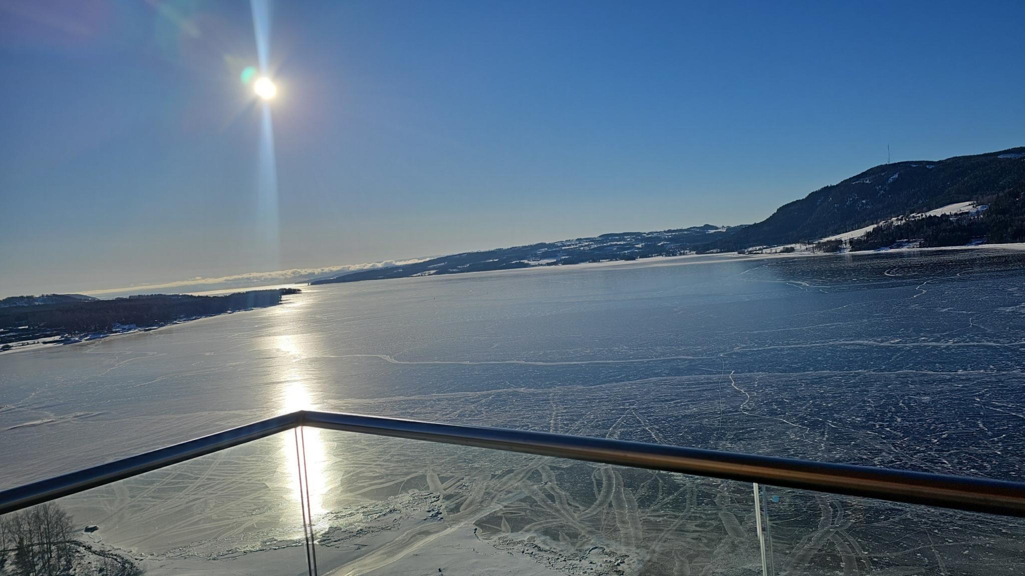 Utsikt fra terassen mot sør i 15 etg.