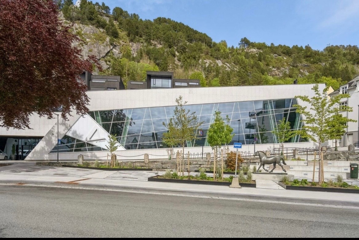 I nærheten av byens beste fasiliteter