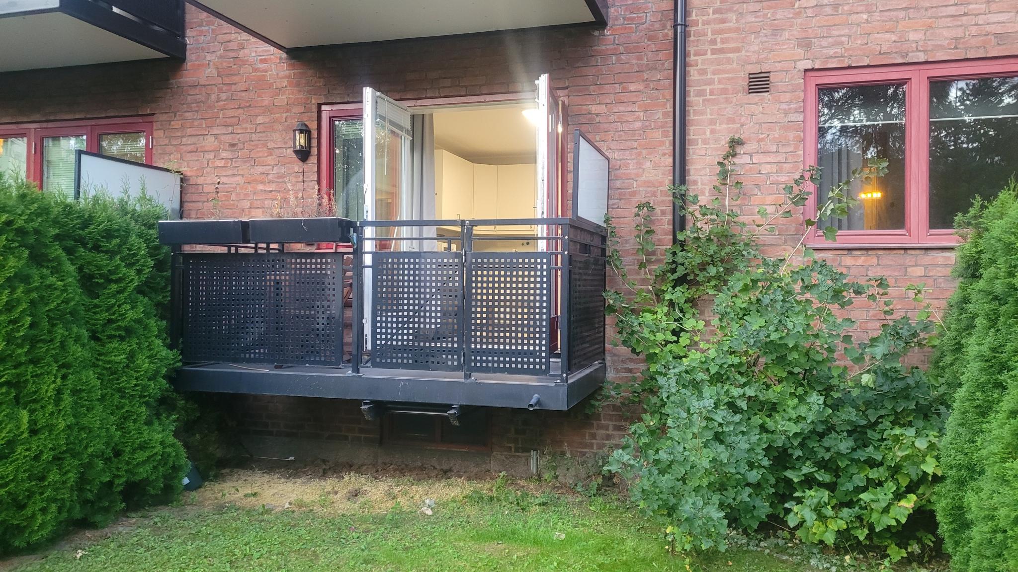 Balkong med kveldssol