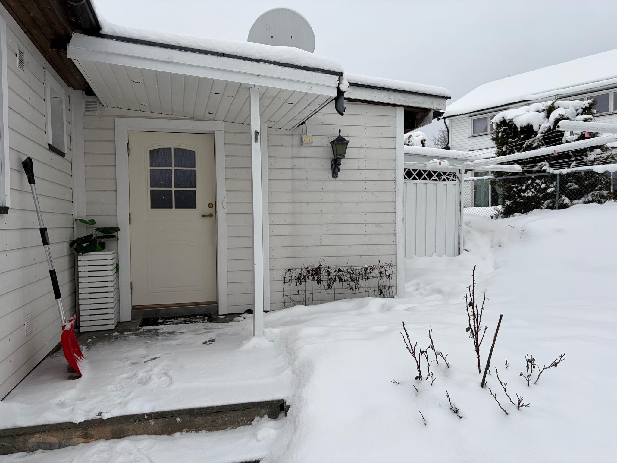 Seperat inngang til 2. etasje