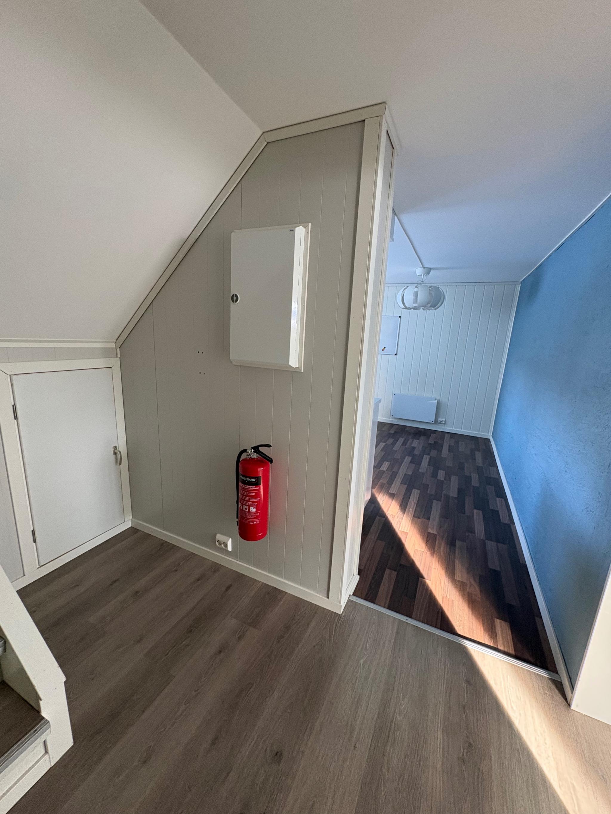 Egen sikringsskap og brannslukningsapparat