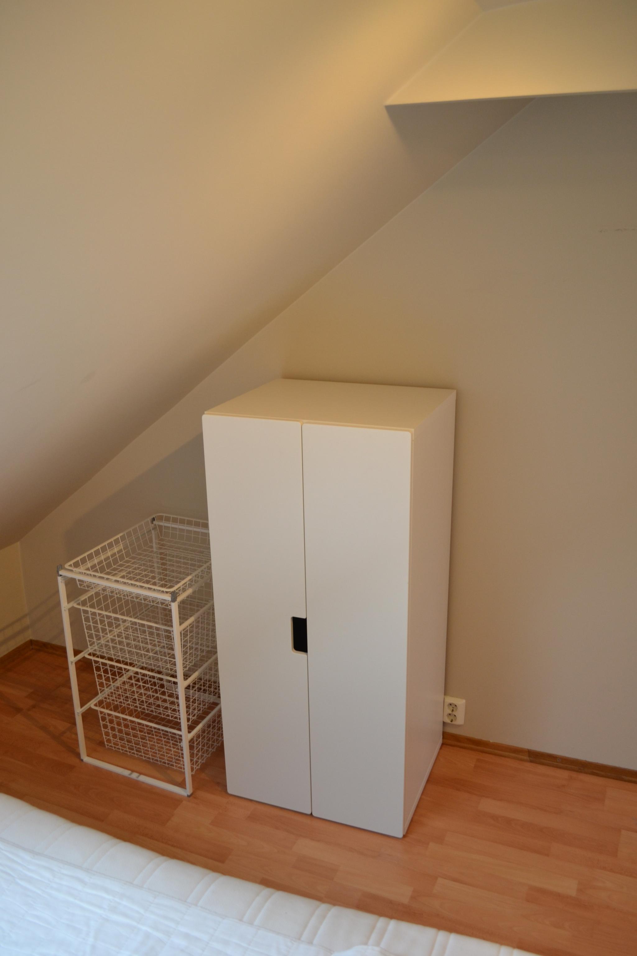 Lett garderobeløsning.