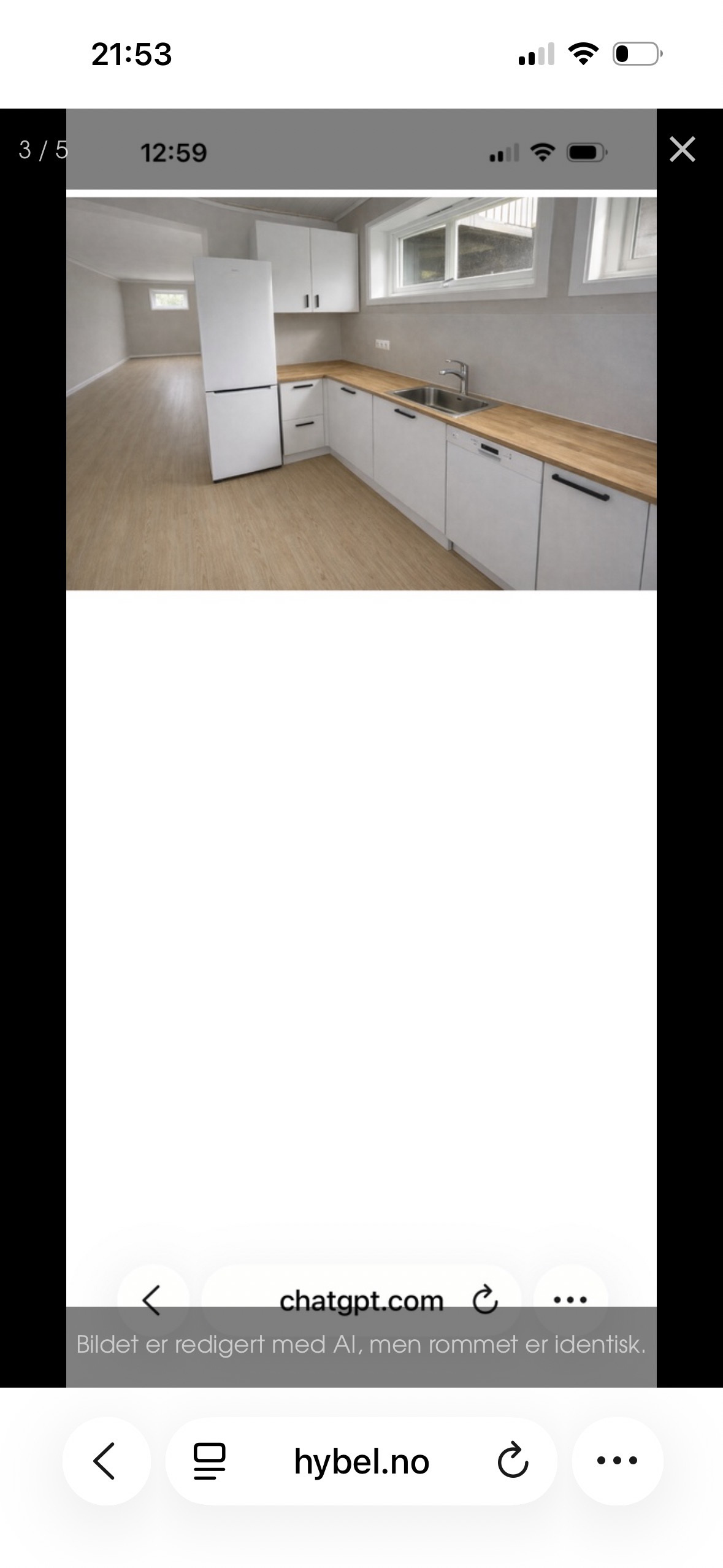 Bildet er redigert med Ai, men rommet og innredning er tilsvarende identisk