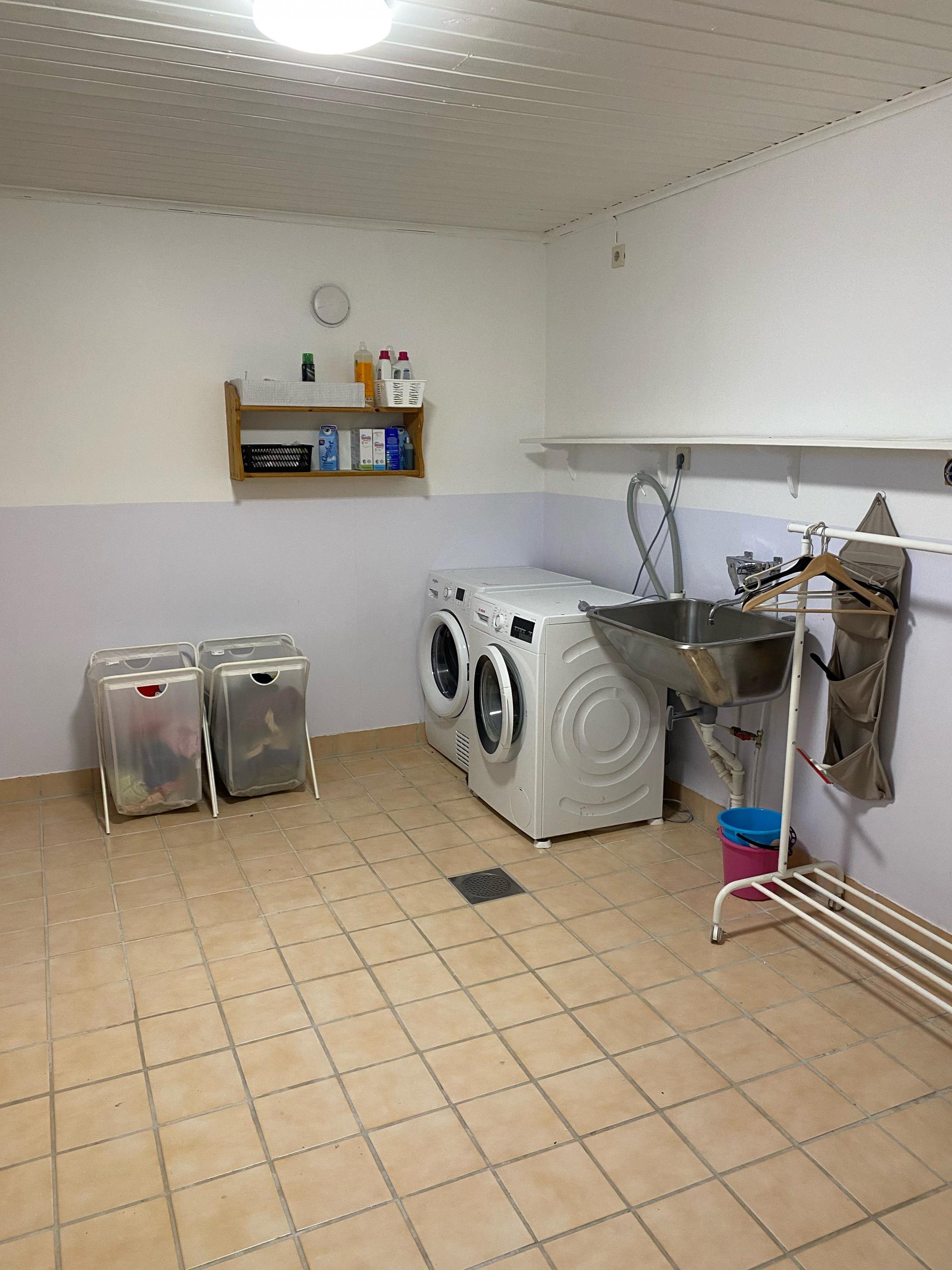 Inngangsparti/vaskerom