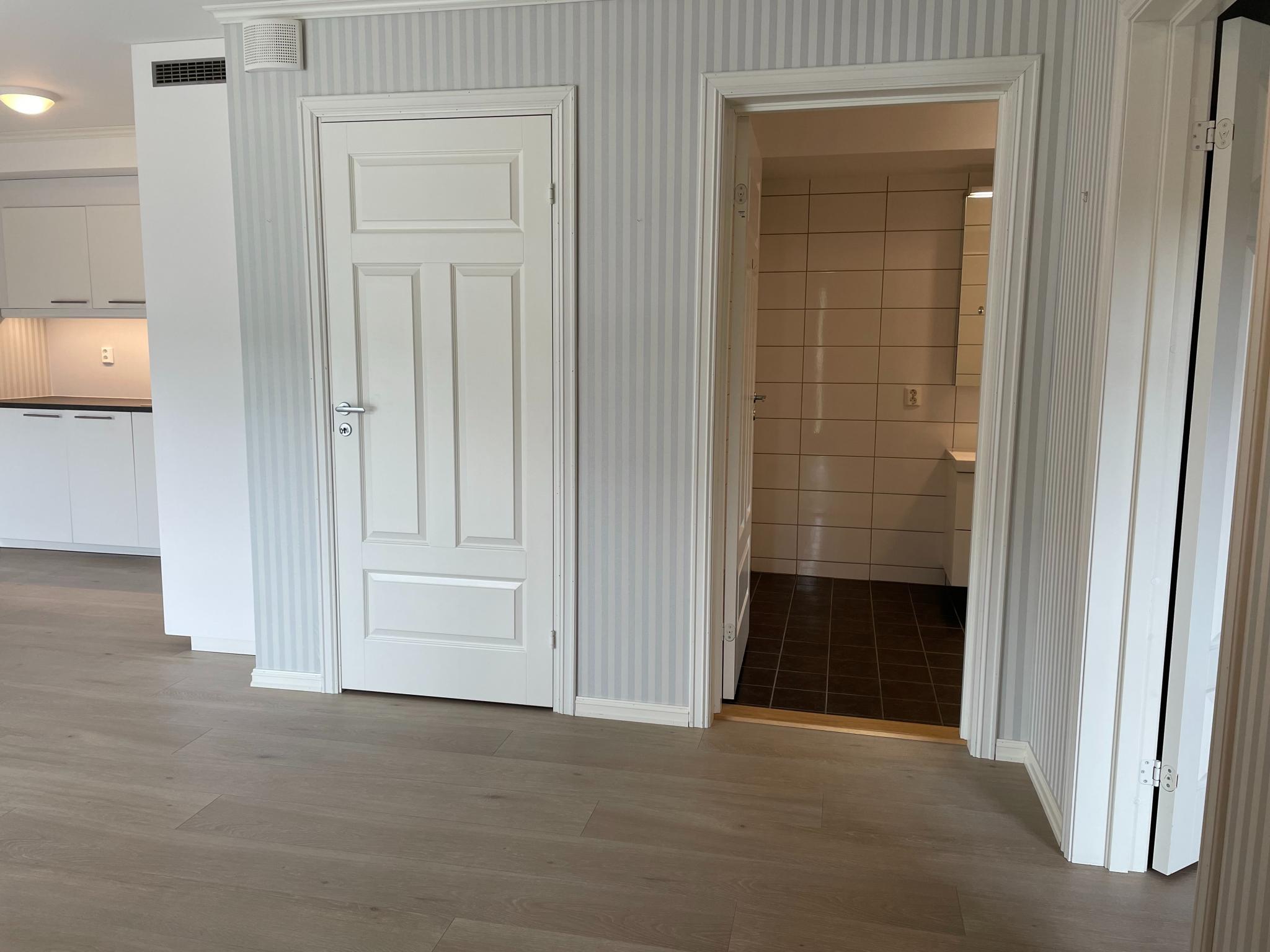 Inngang fra entré
