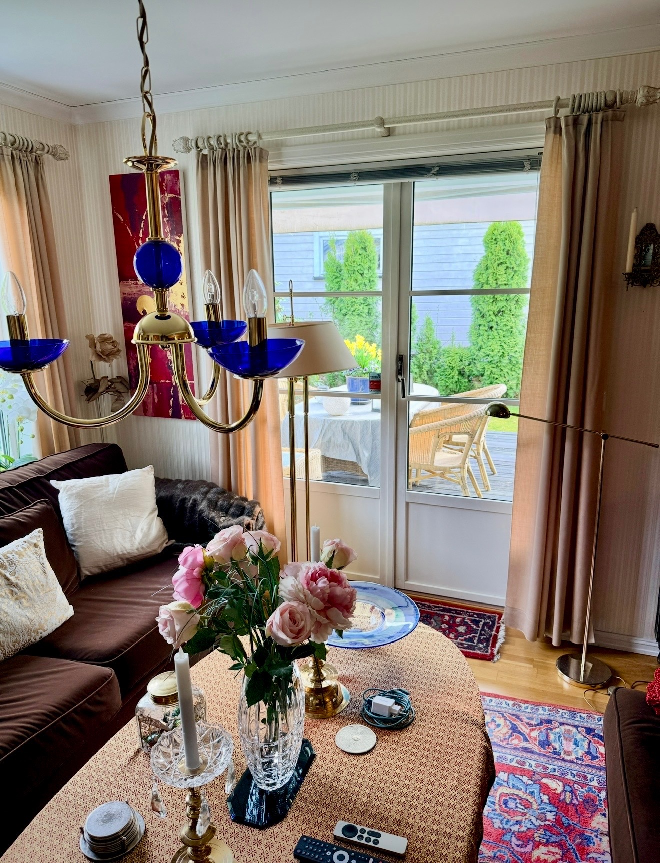 Stue med utgang til veranda