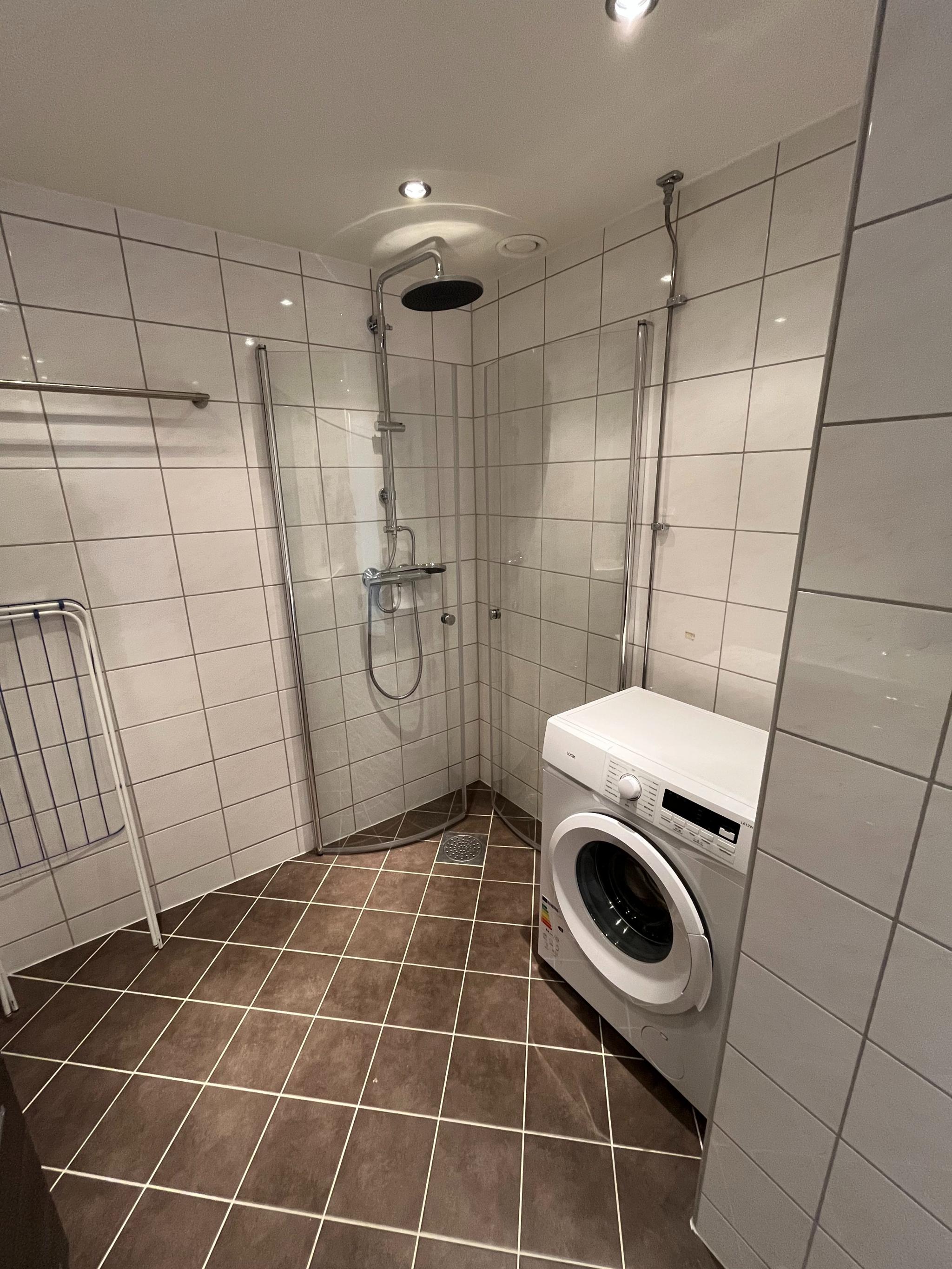 Bad m/ vaskemaskin 