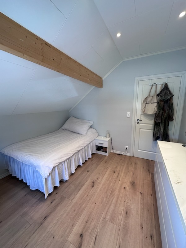 Soverom 3 i andre etasje 10,7 m2