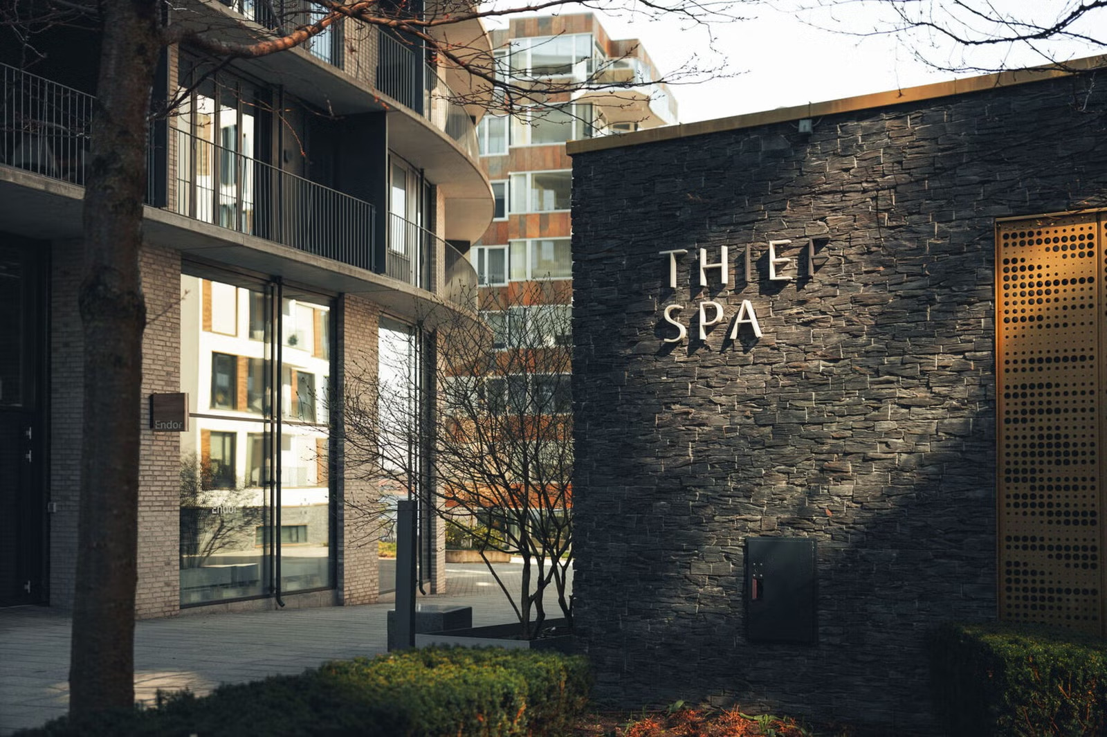 Thief SPA (100m)