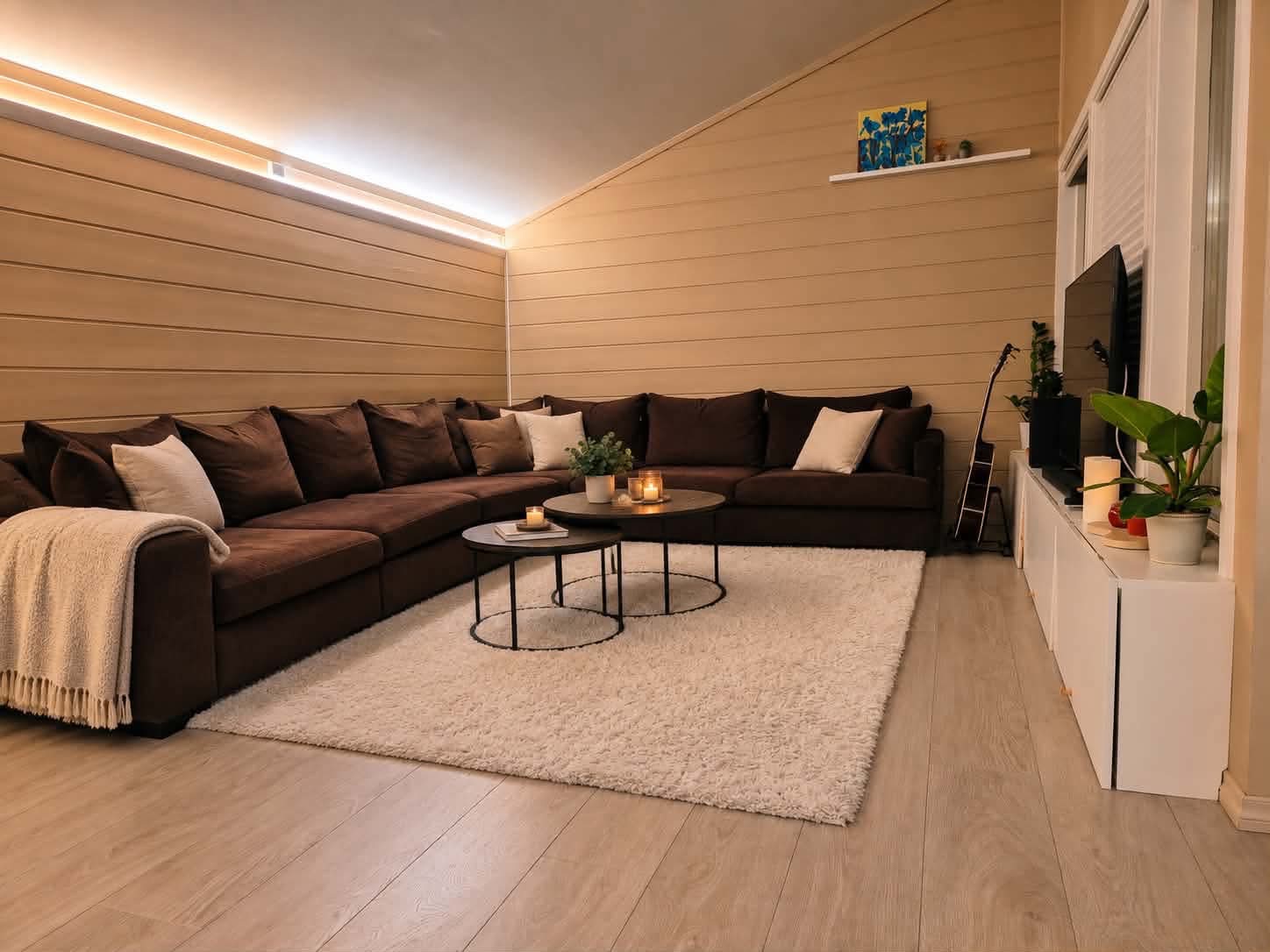 Sofa fra bilde følger med