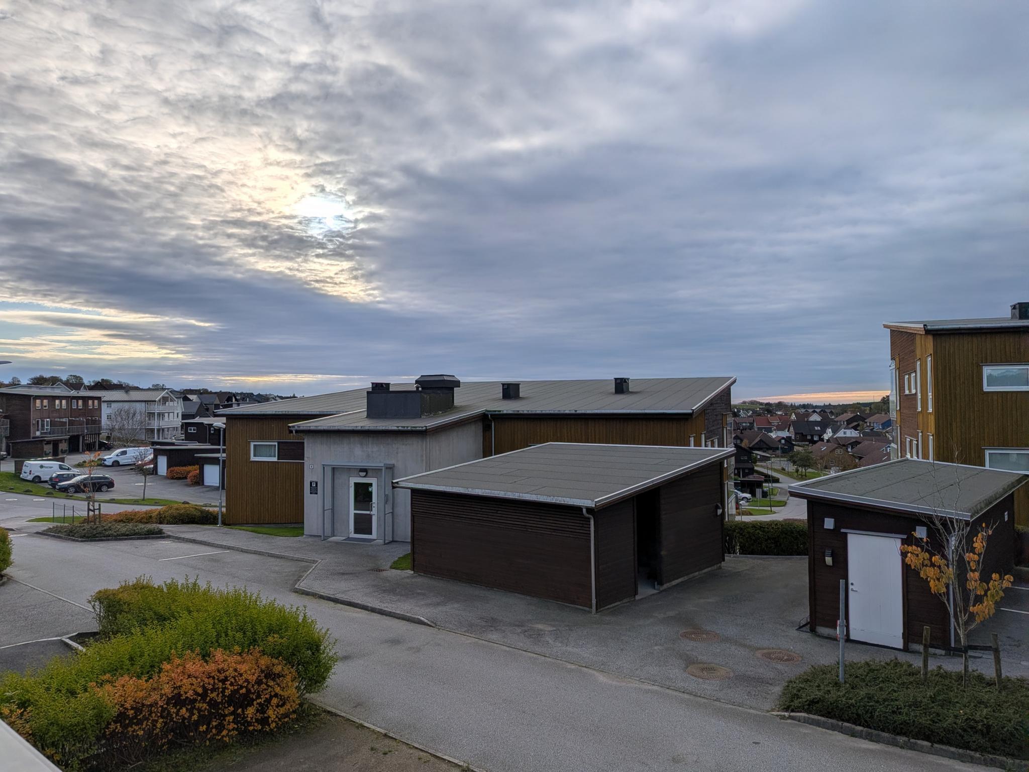 Utsikt fra kjøkken/balkong