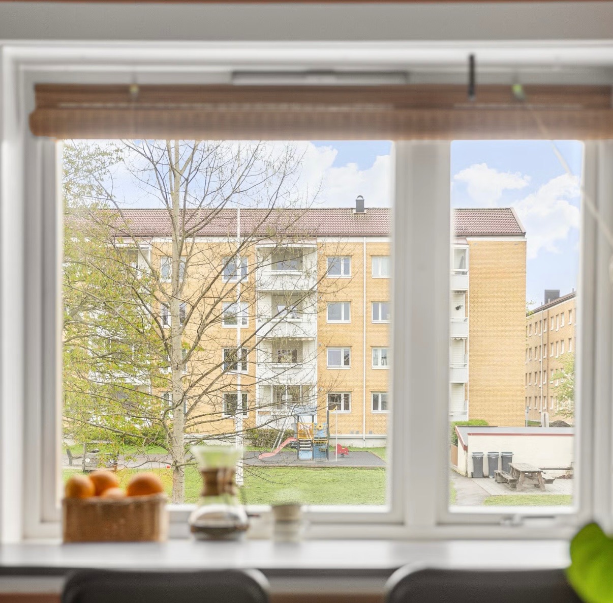 Utsikt fra kjøkken
