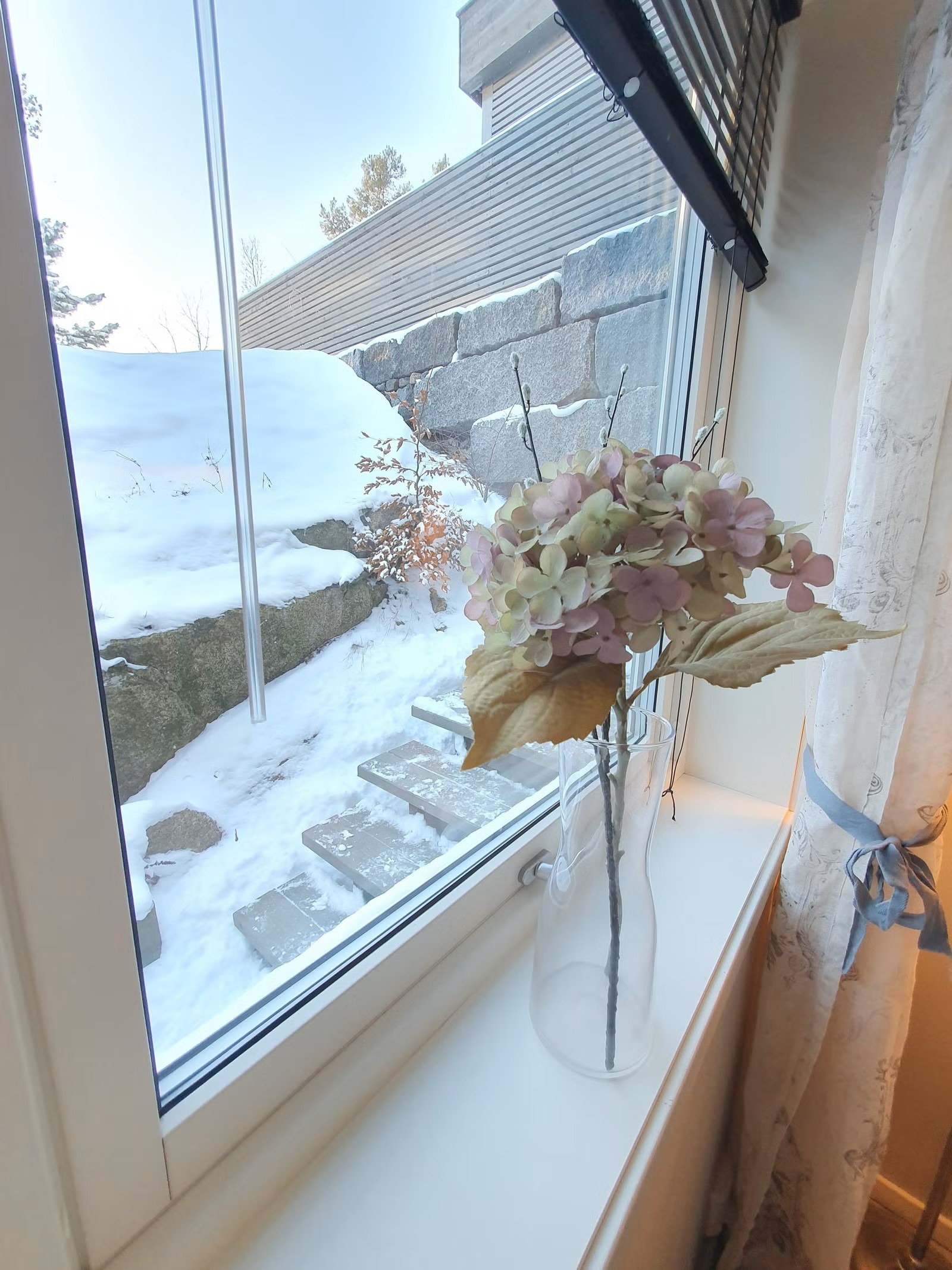 Gode vinduer på soverom uten innsyn