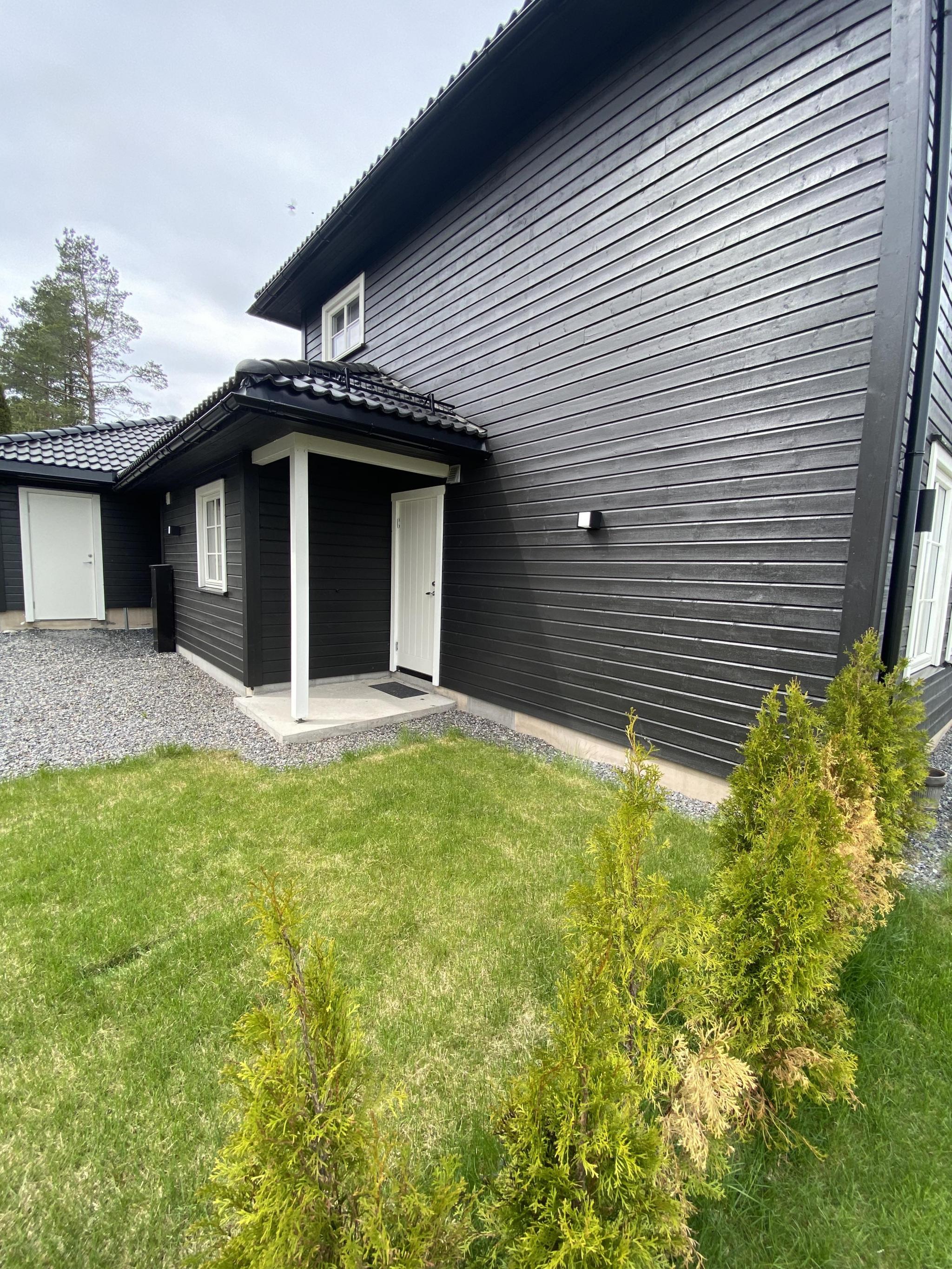 Ute areal og egen inngang