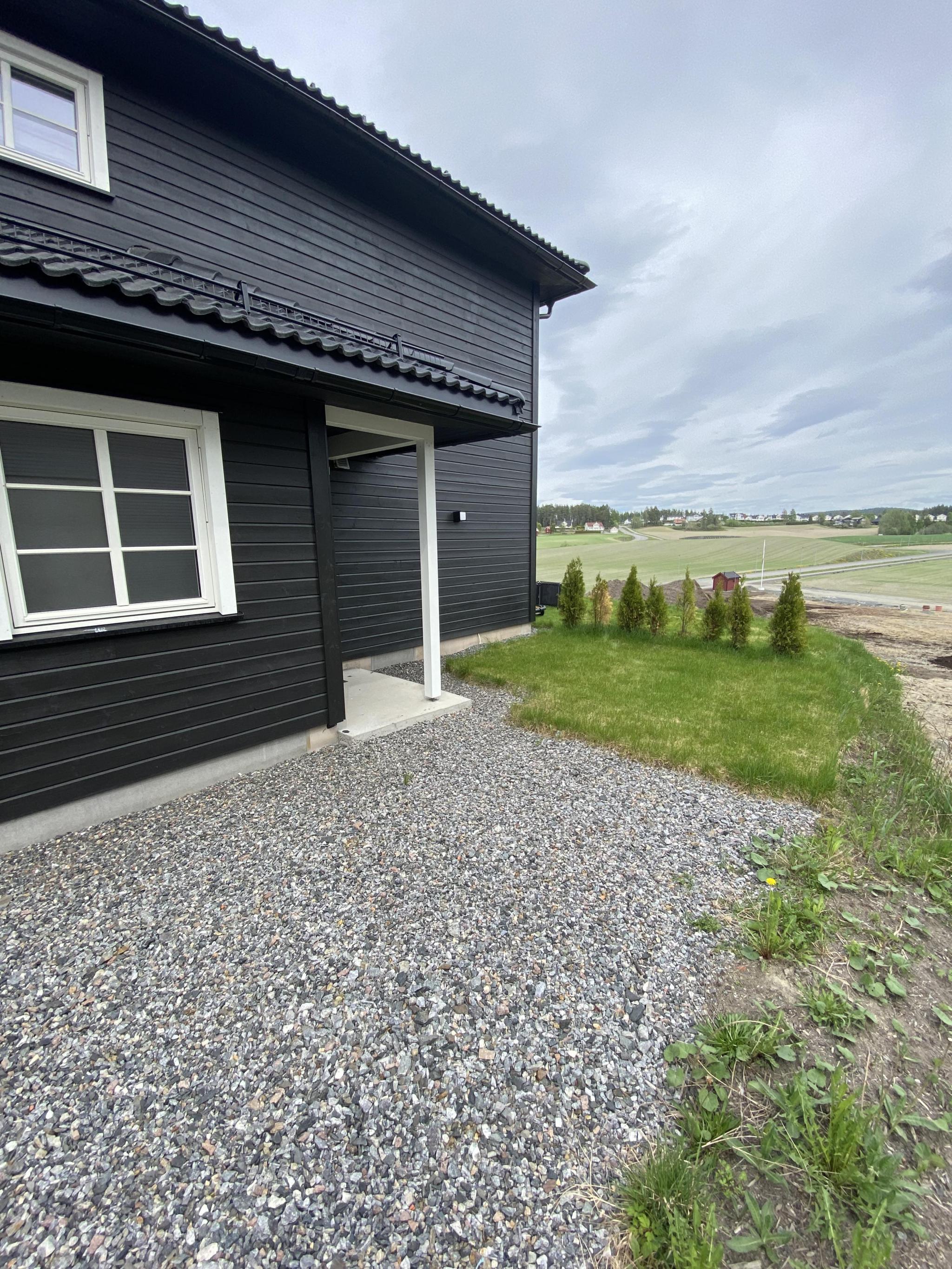 Ute areal og egen inngang