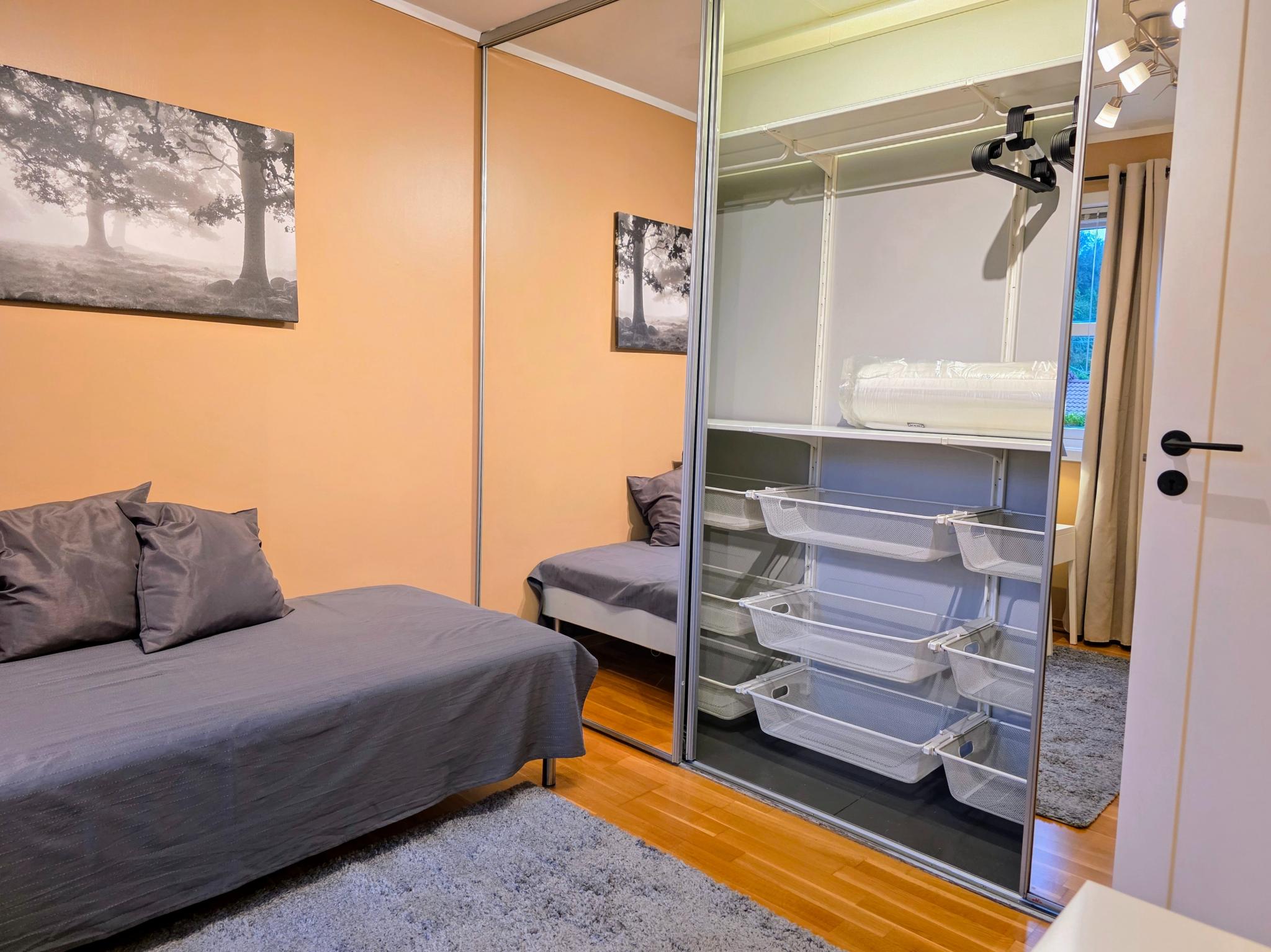 3 meter skyvedørsgarderobe med belysning