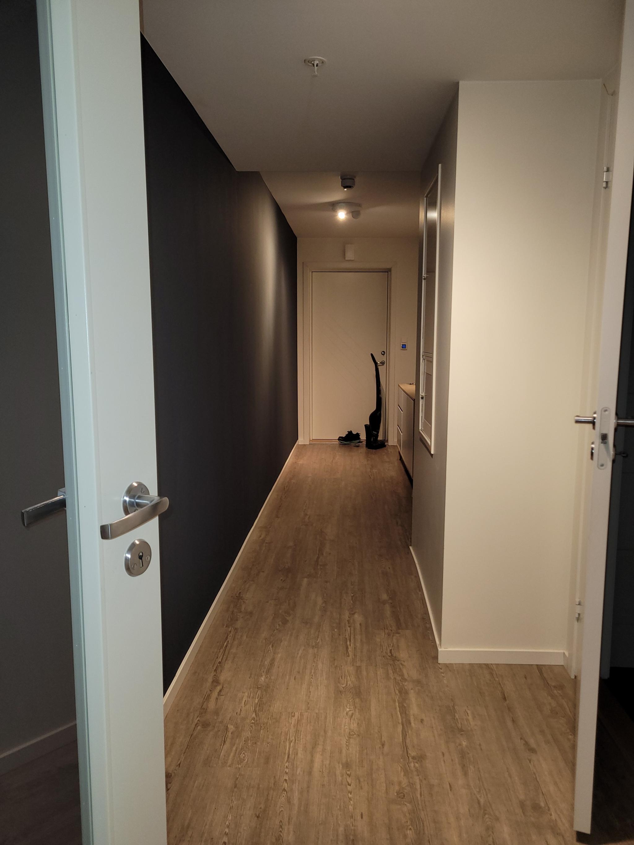 Bilder fra leiligheten uten møblement